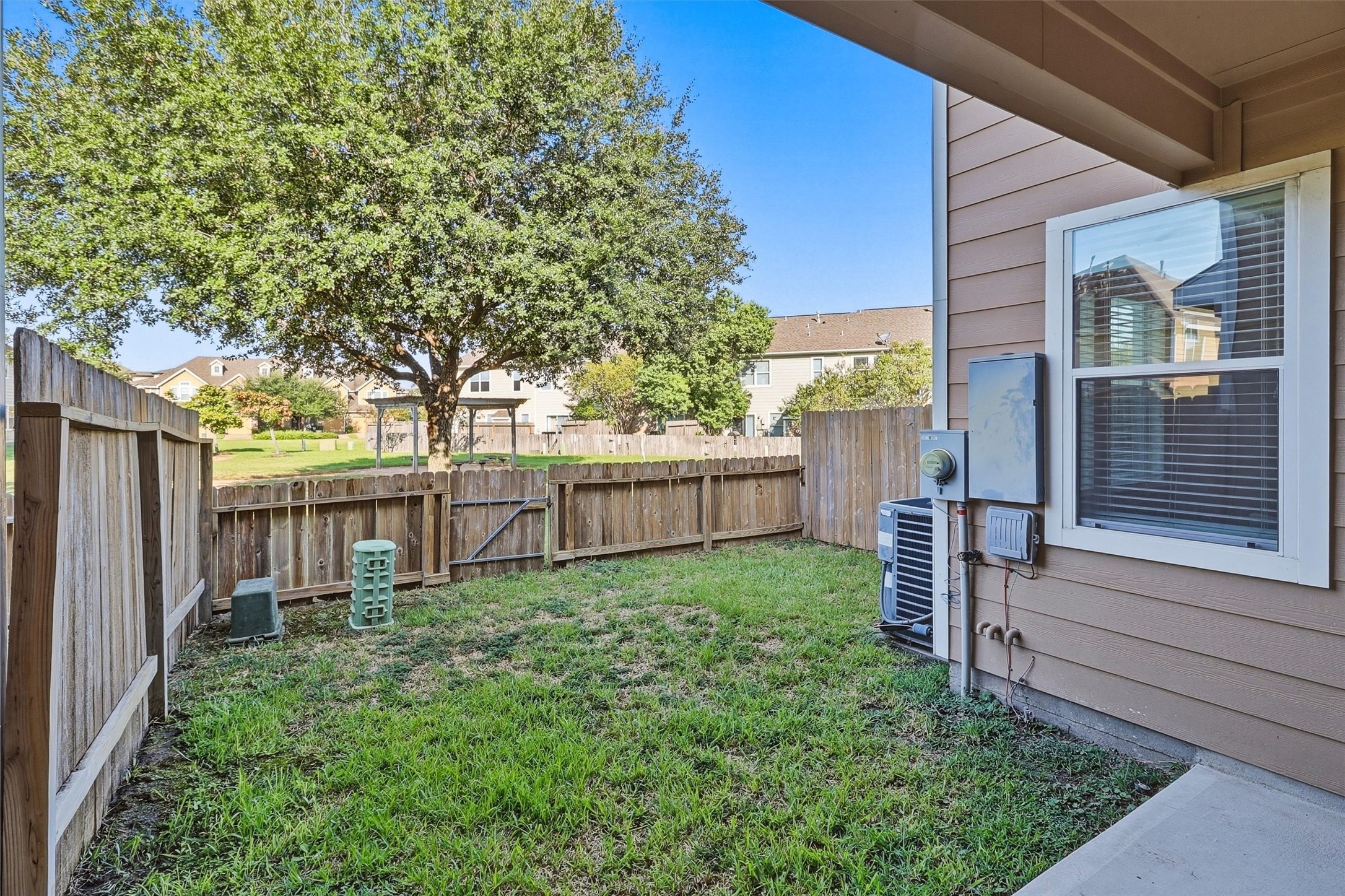 8323 Lamond Lane Property Photo 37