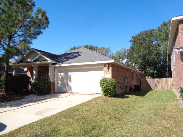 30002 Saw Oaks Drive Property Photo 1