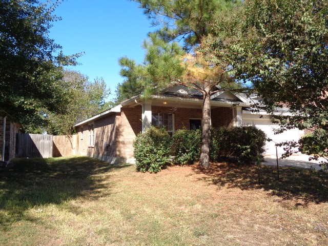 30002 Saw Oaks Drive Property Photo 3