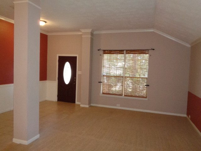 30002 Saw Oaks Drive Property Photo 4