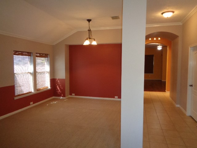 30002 Saw Oaks Drive Property Photo 5