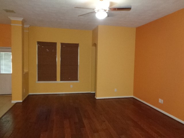 30002 Saw Oaks Drive Property Photo 6