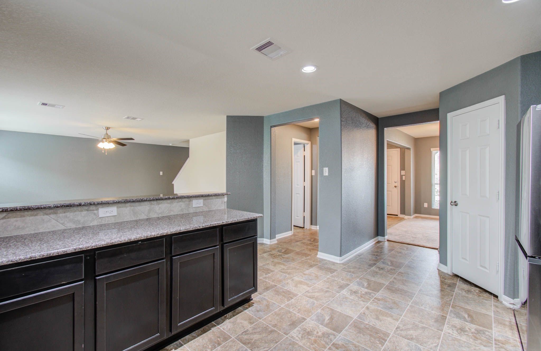 11606 Downey Violet Lane Property Photo 7