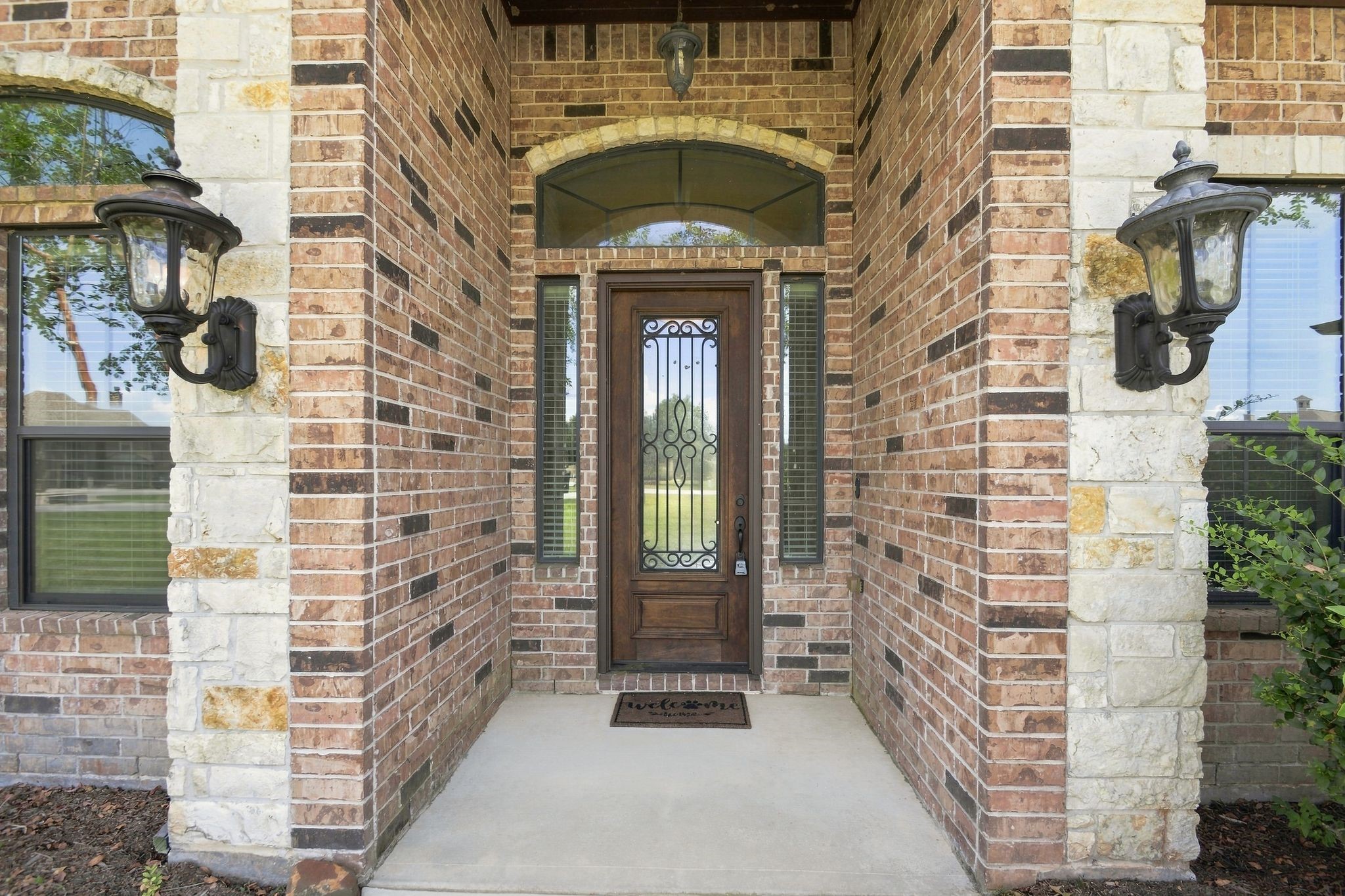 18840 Serene Water Drive Property Photo 2