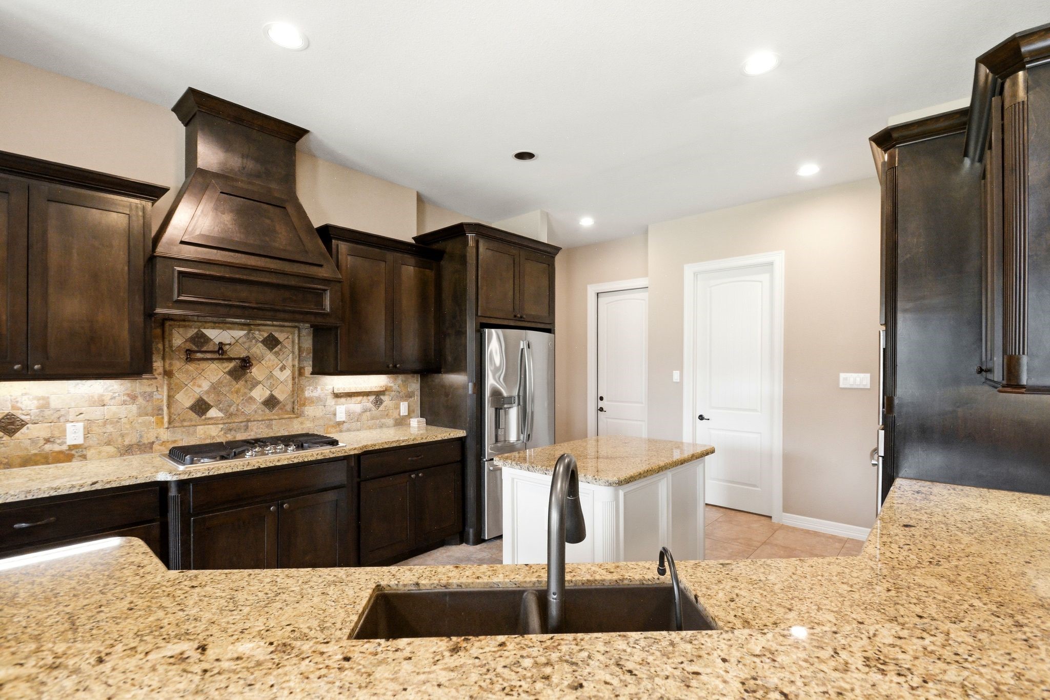 18840 Serene Water Drive Property Photo 7