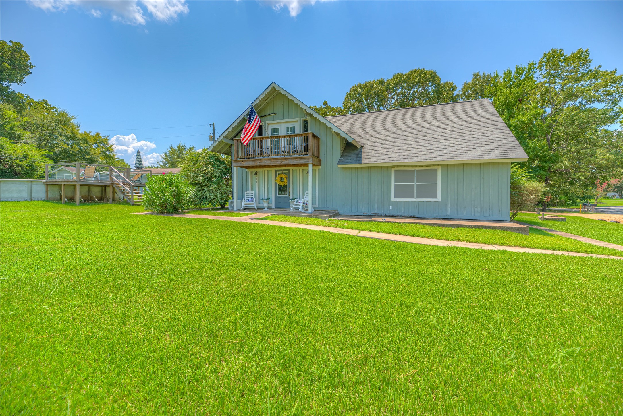 111 Sequoia Drive Property Photo 5