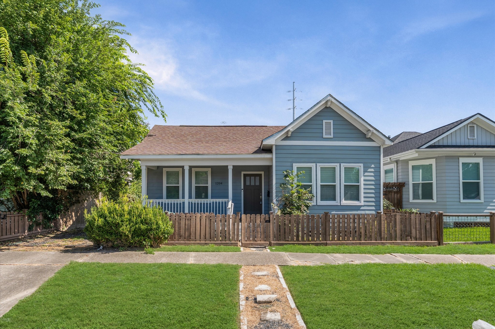 1204 Shearn Street Property Photo 1