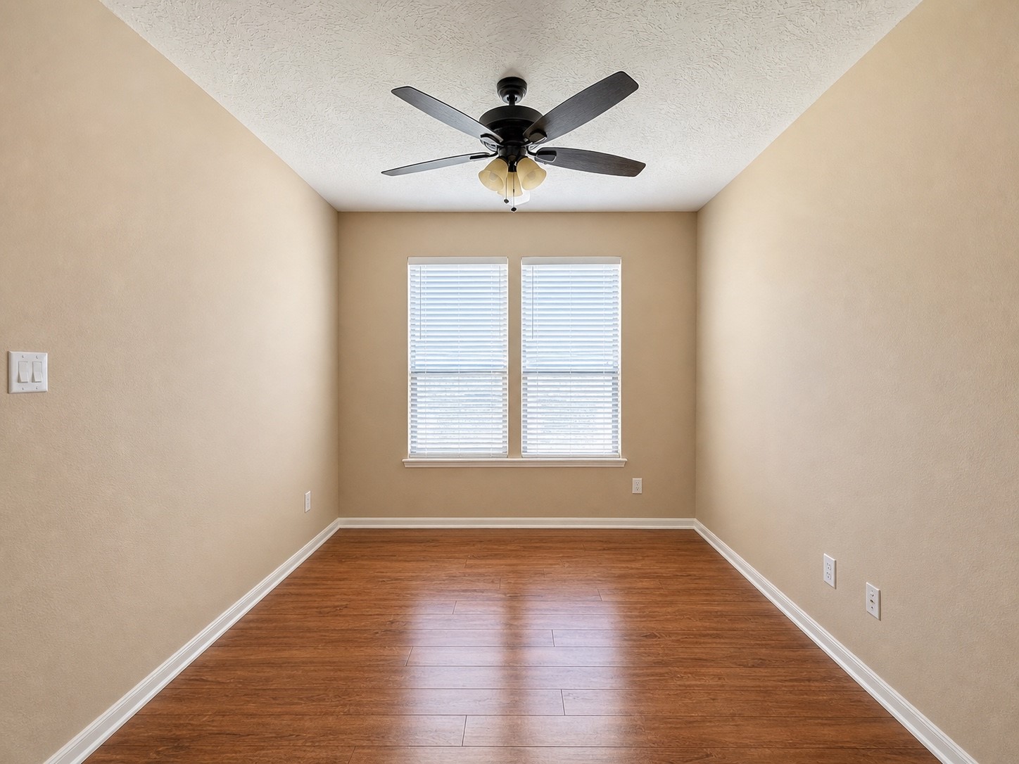 26210 Riley Glen Drive Property Photo 9