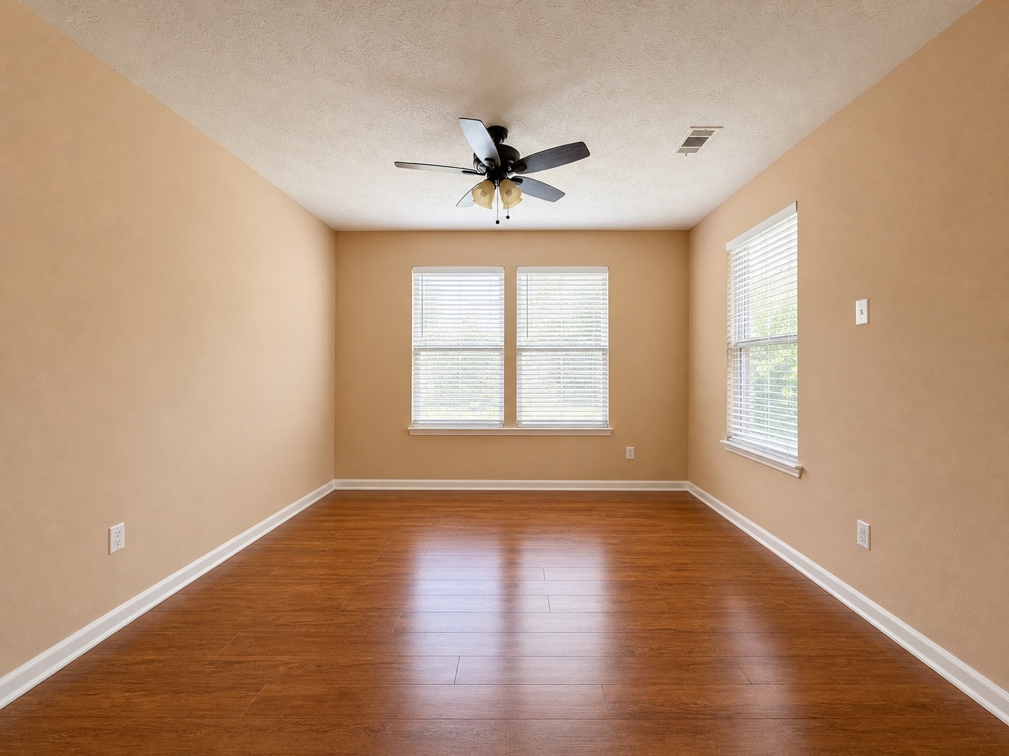 26210 Riley Glen Drive Property Photo 10