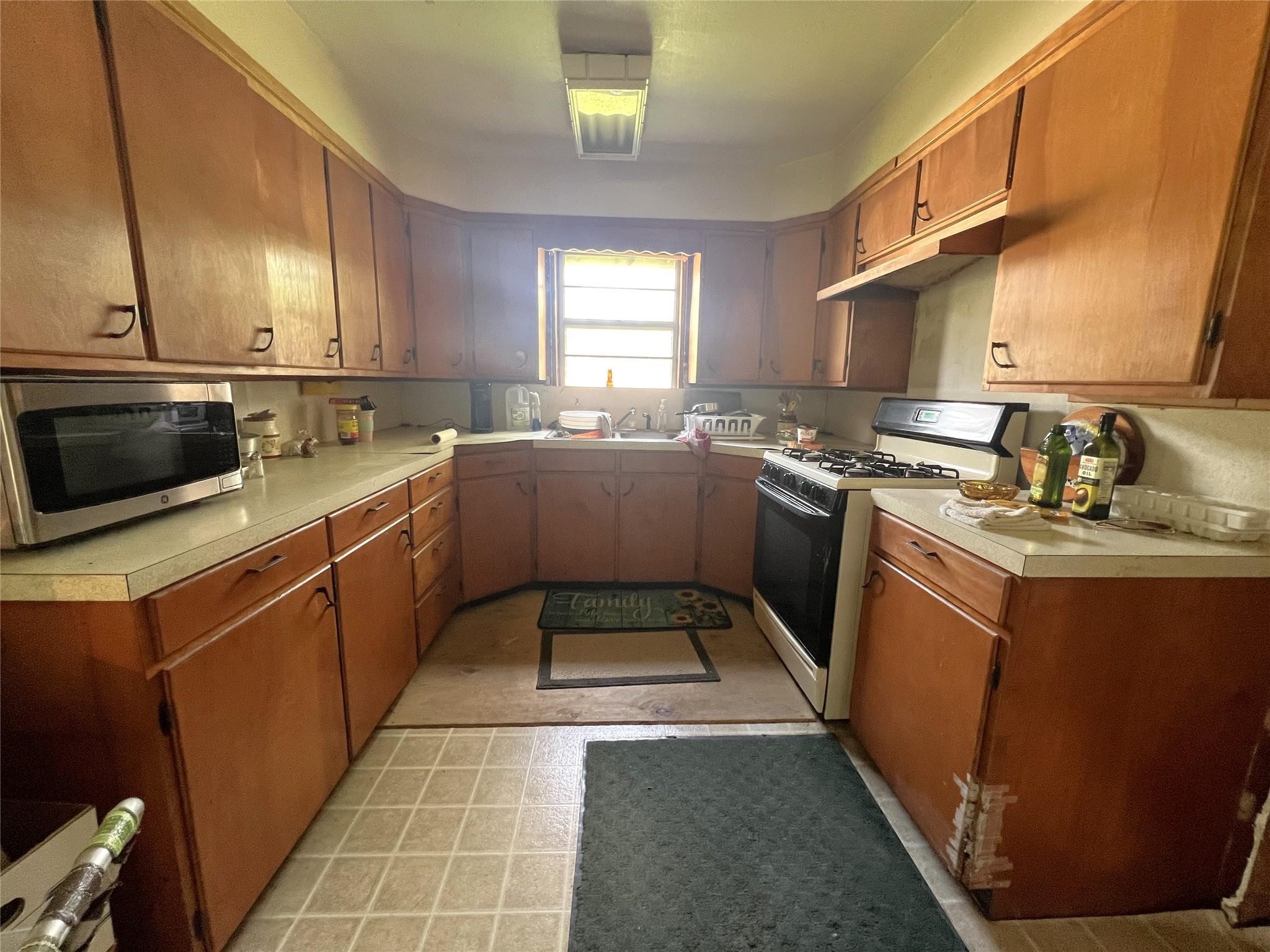 6735 Highway 36 Property Photo 4