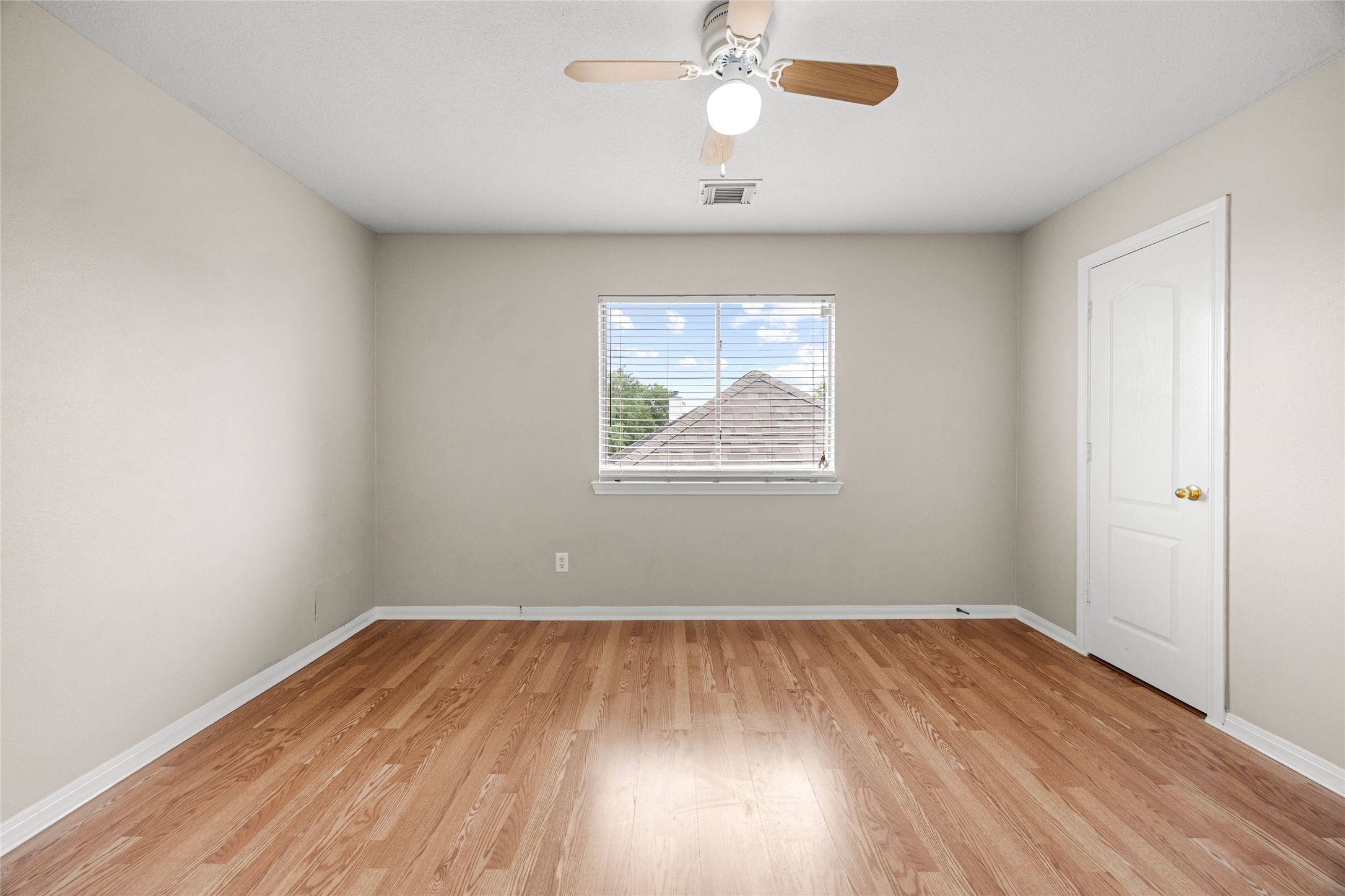 17027 Gleneviss Drive Property Photo 26