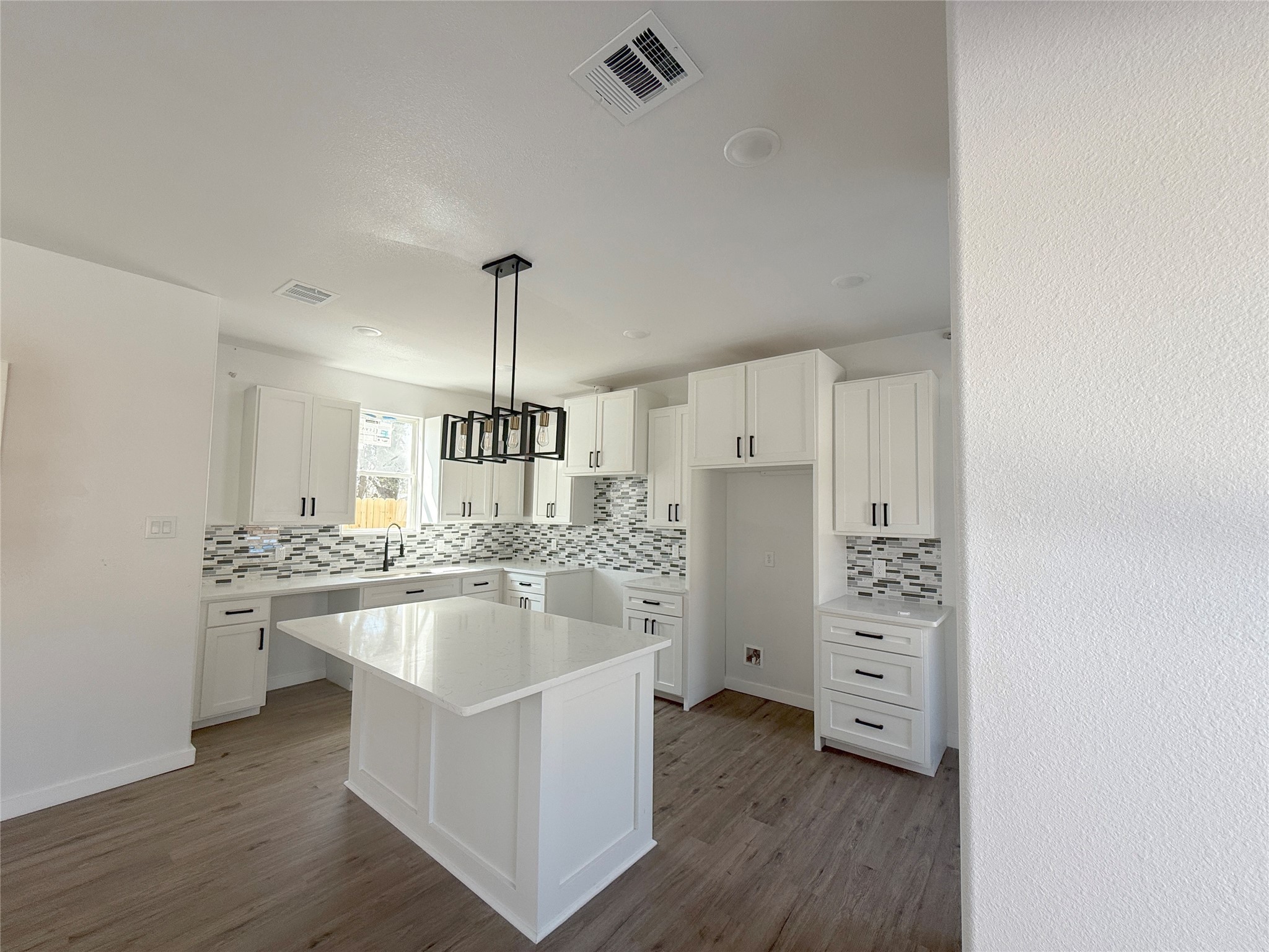 953 Ringold Street Property Photo 4