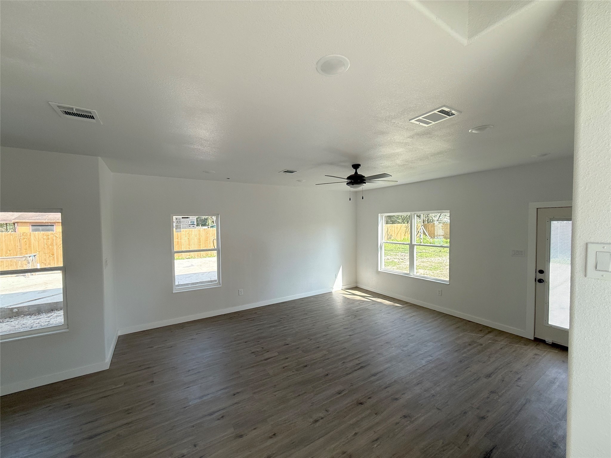 953 Ringold Street Property Photo 7