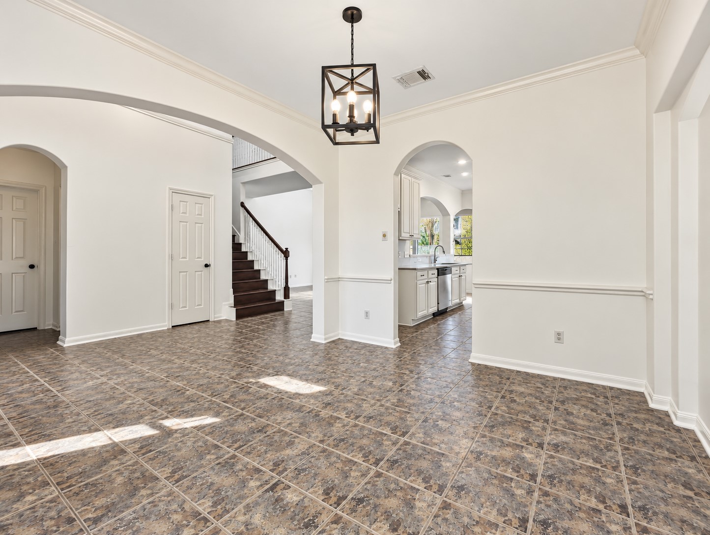 6043 Heathmoor Lane Property Photo 10