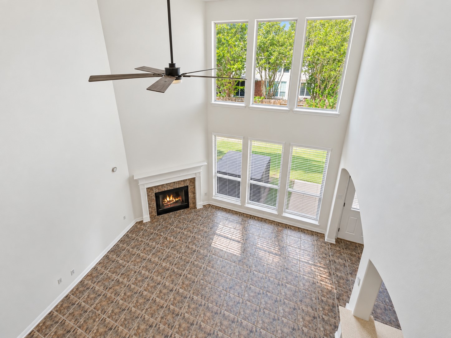6043 Heathmoor Lane Property Photo 20
