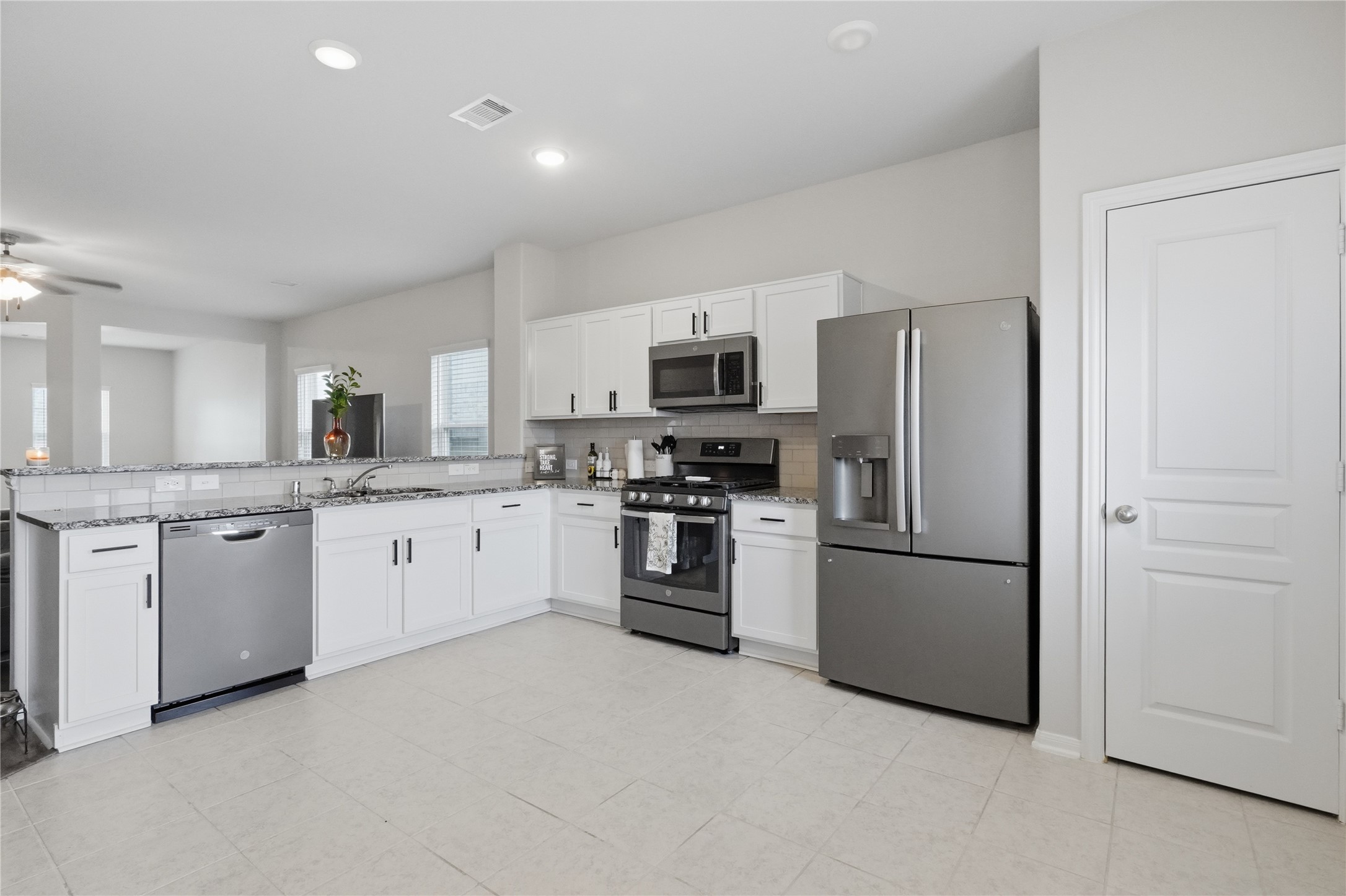 1523 Barras Street Property Photo 1