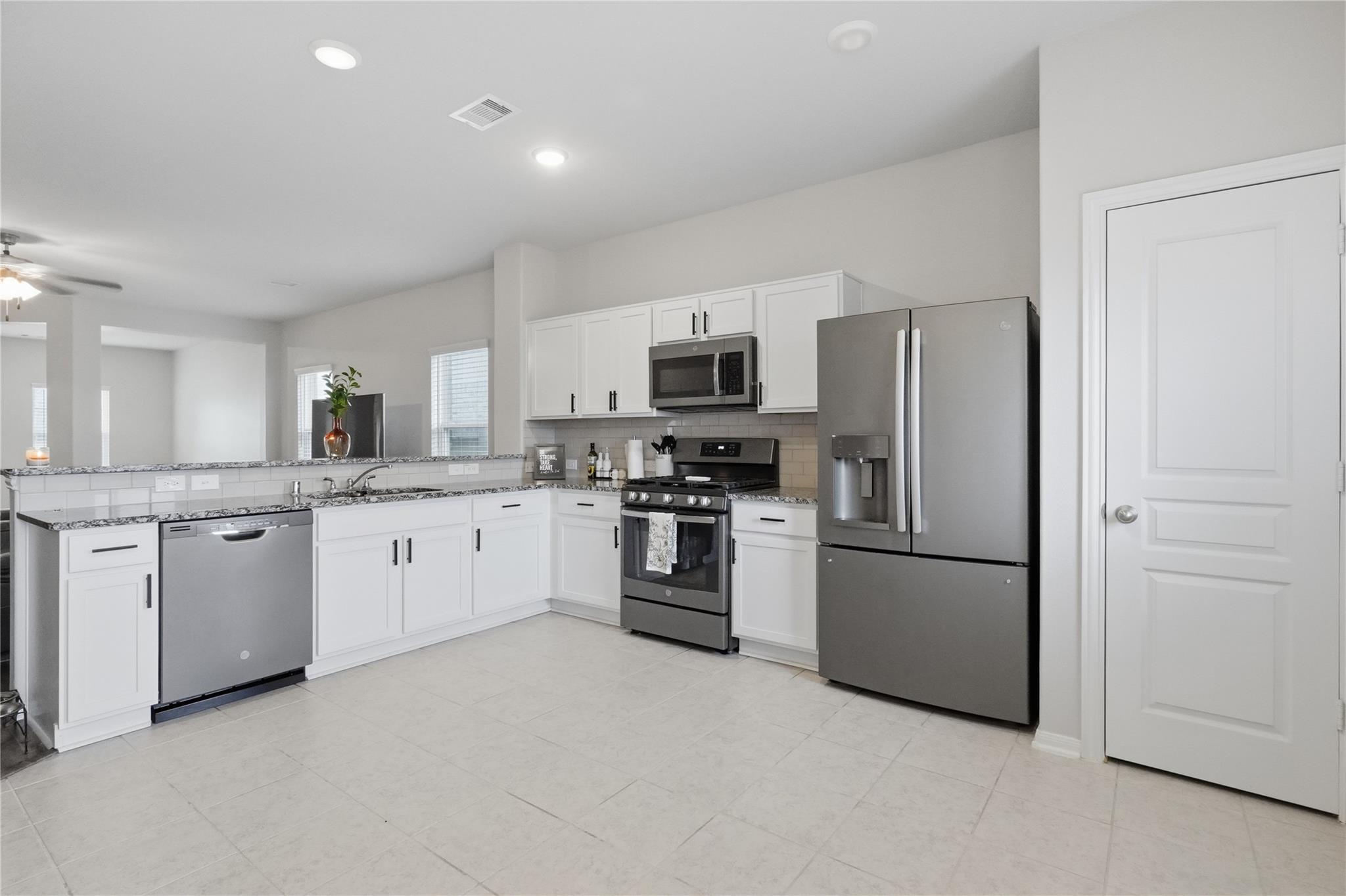 1523 Barras Street, Alvin Tx 77511 Property Photo 1
