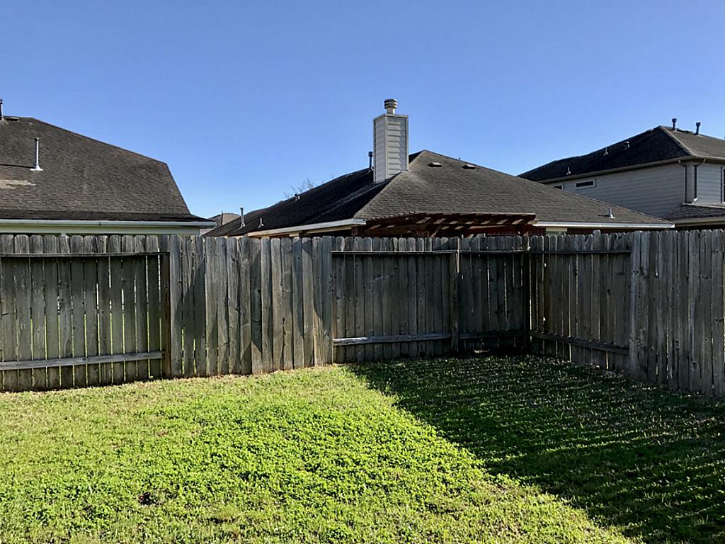 30318 Emerson Creek Drive Property Photo 31