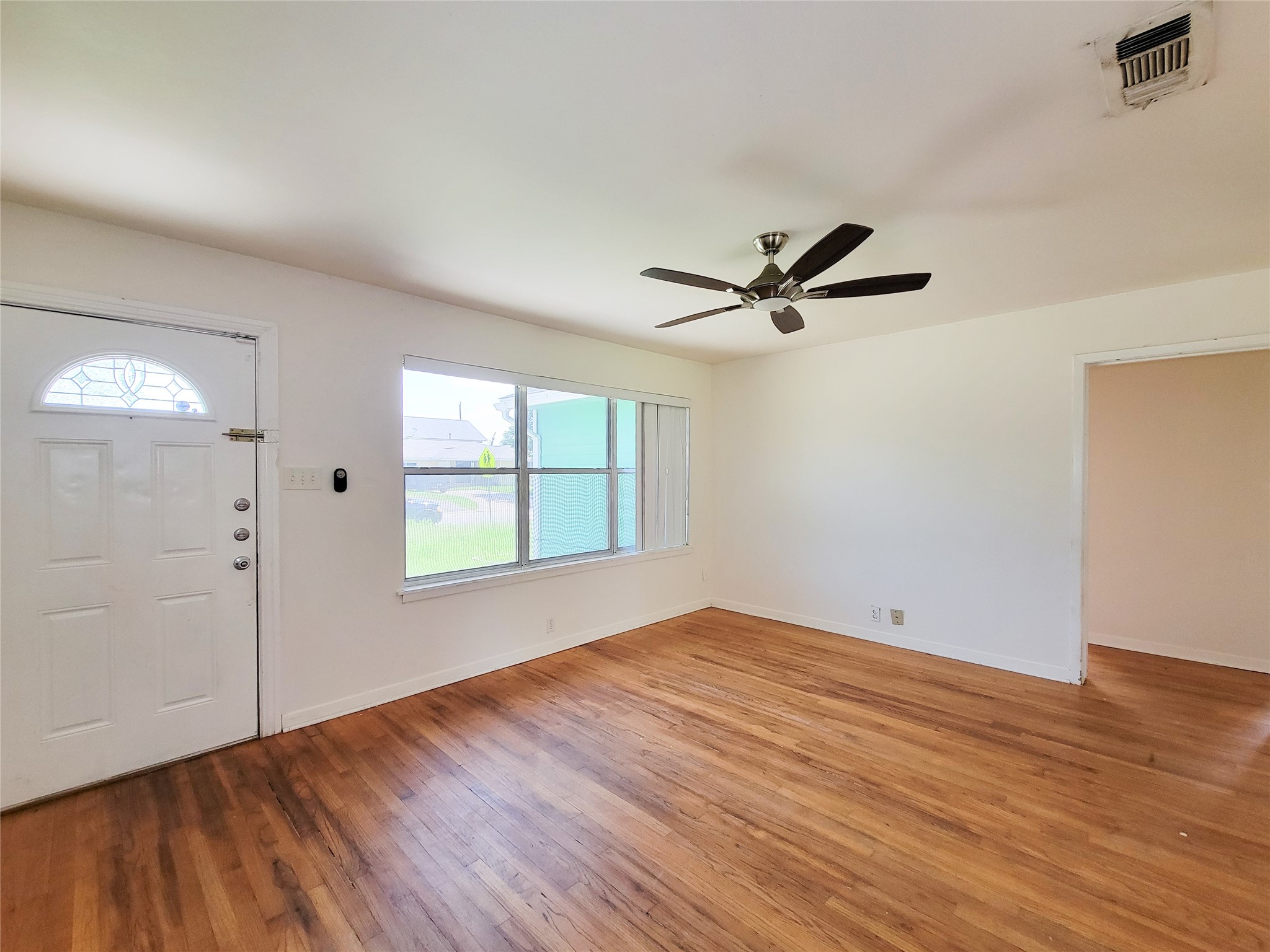 12226 Dorwayne Court Property Photo 8