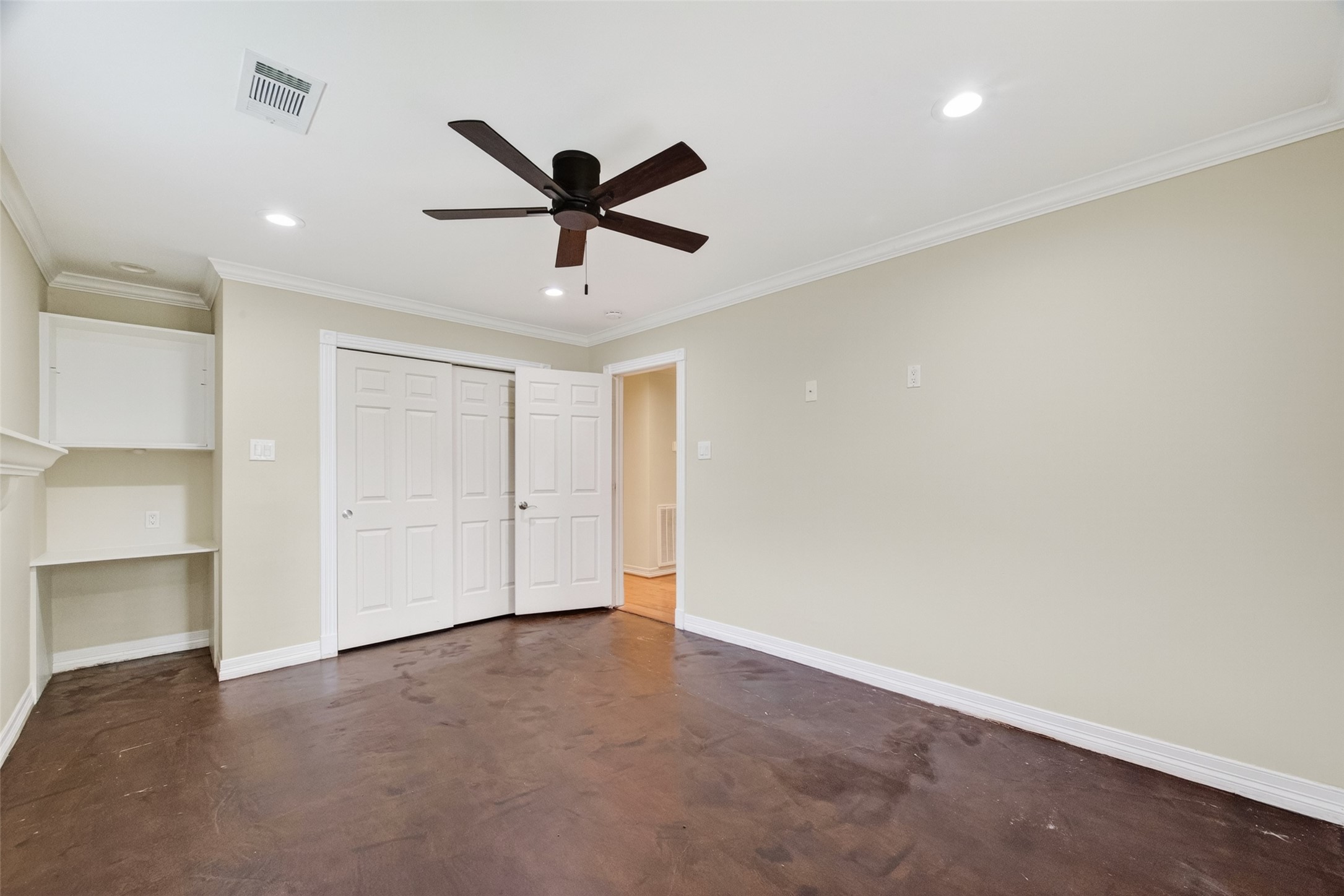341 W Gaywood Drive Property Photo 29