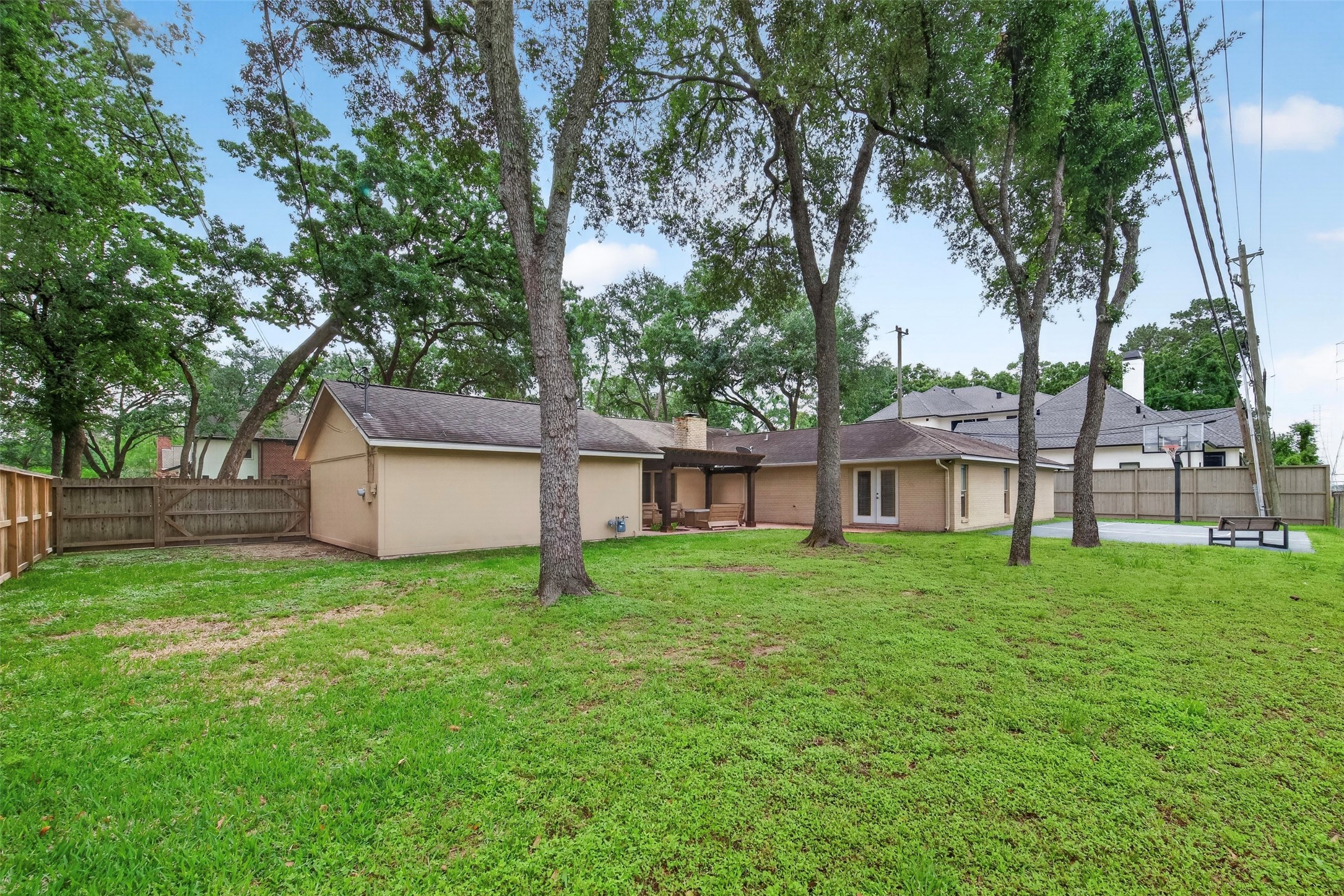 341 W Gaywood Drive Property Photo 41