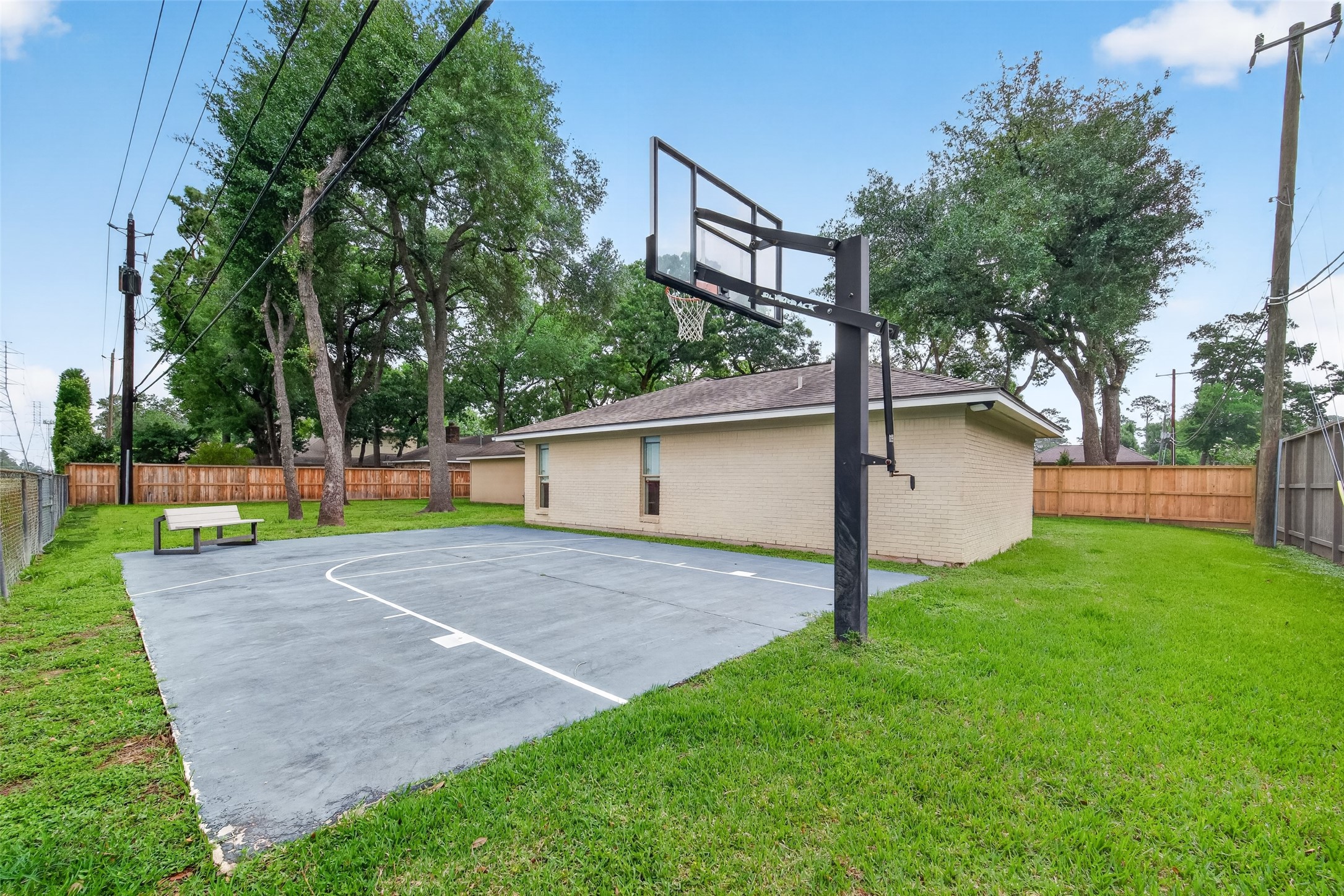 341 W Gaywood Drive Property Photo 42