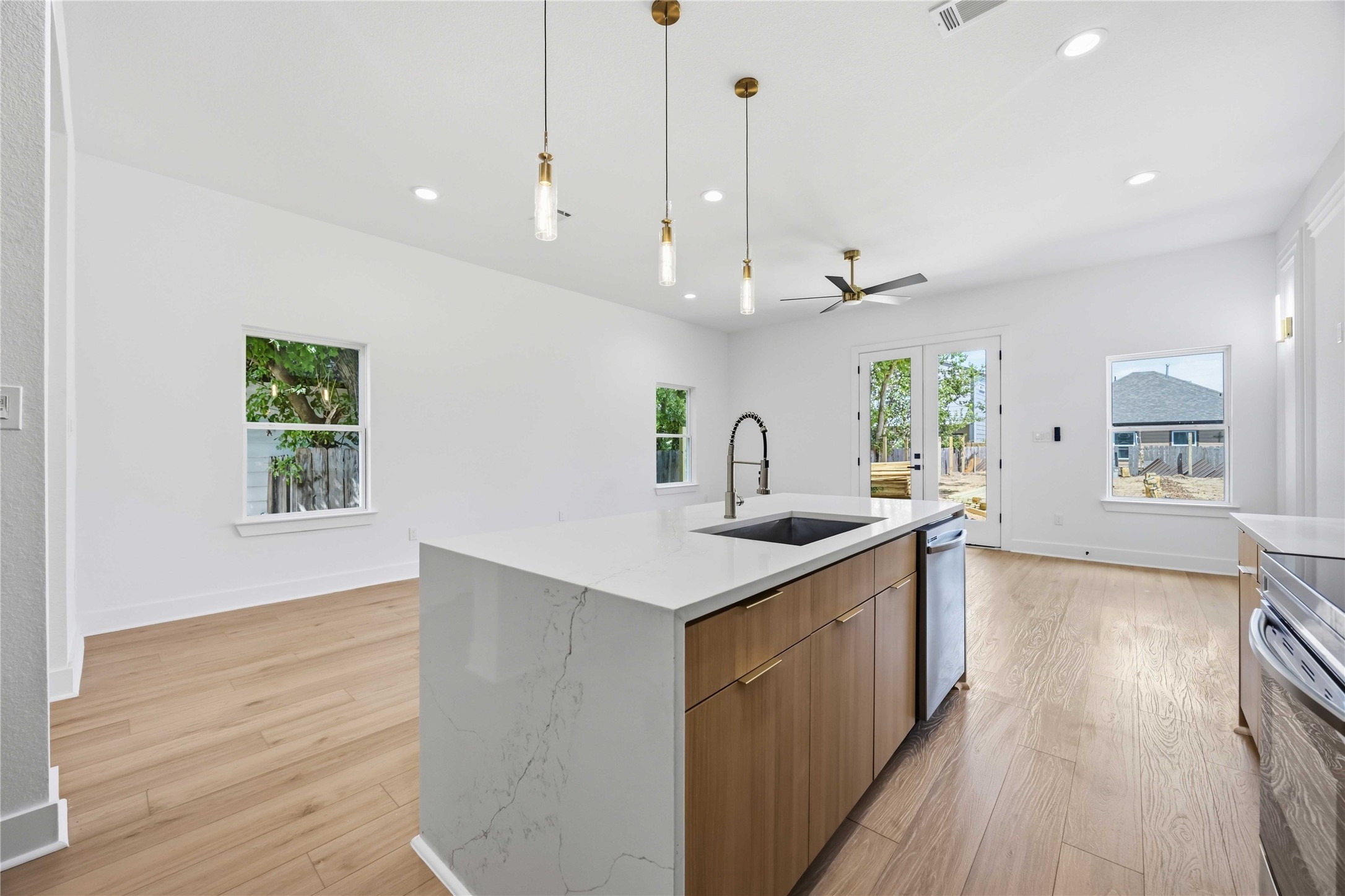 8421 Safeguard Street A/b Property Photo 6
