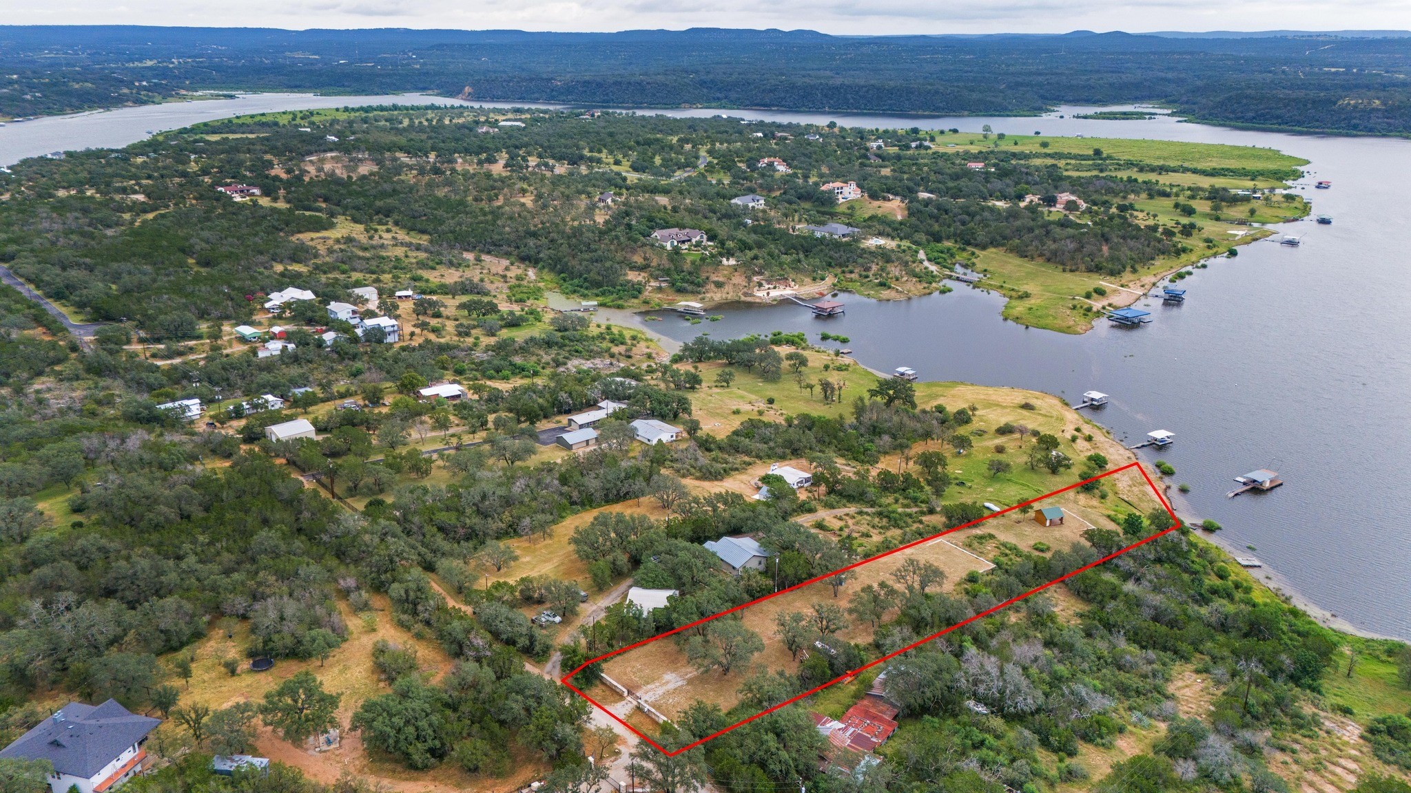 303 Lake View Drive Property Photo 1