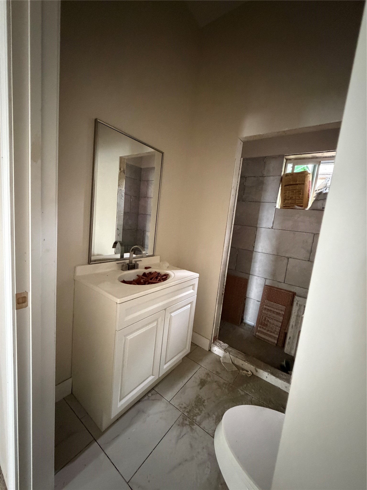 1804 65th Street A-b Property Photo 8