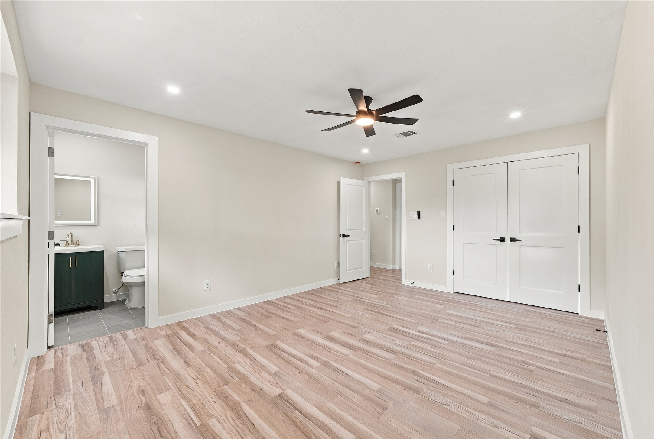 6710 Glen Rock Drive Property Photo 13