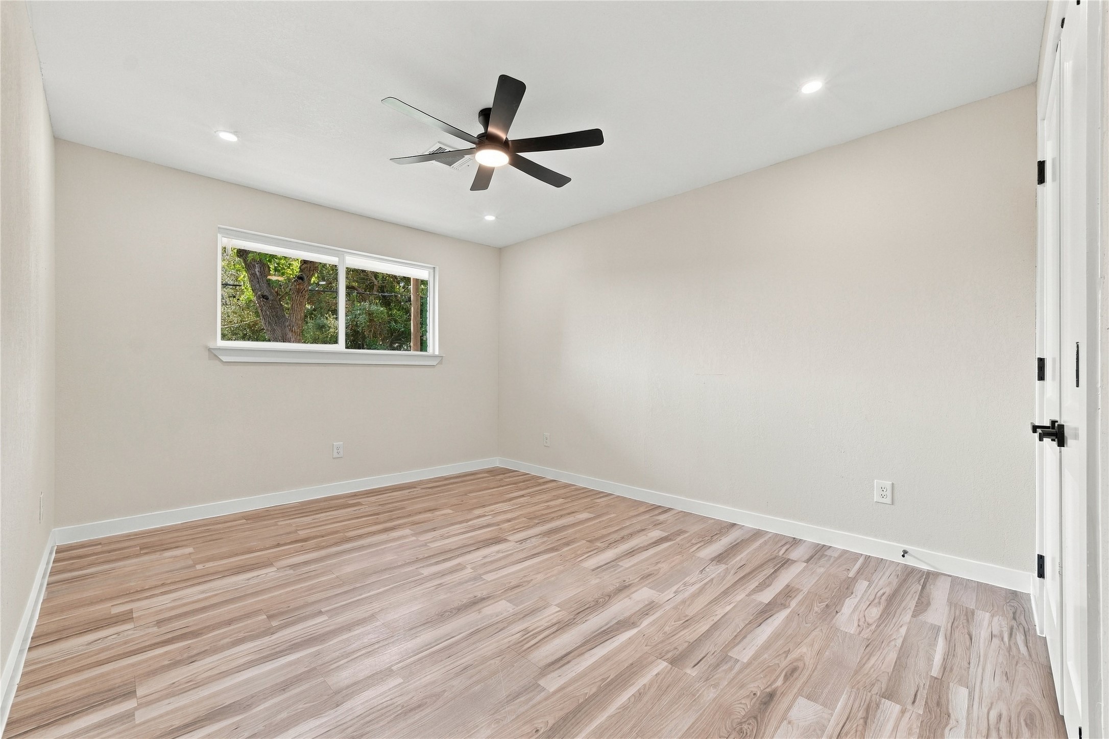 6710 Glen Rock Drive Property Photo 19