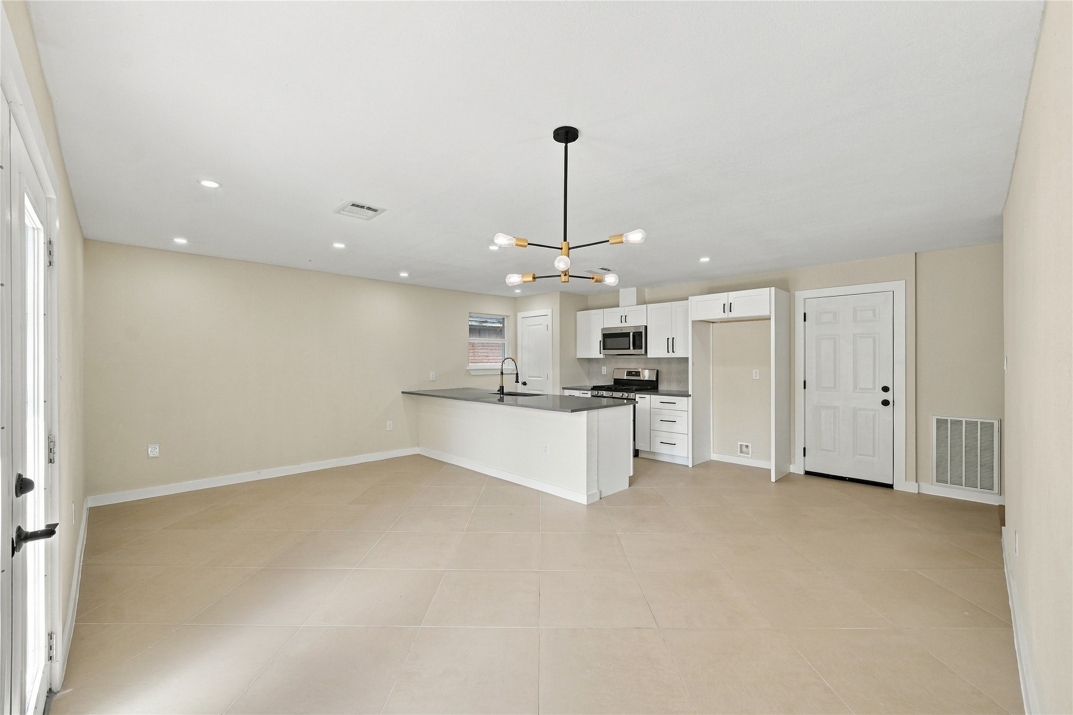 6710 Glen Rock Drive Property Photo 23