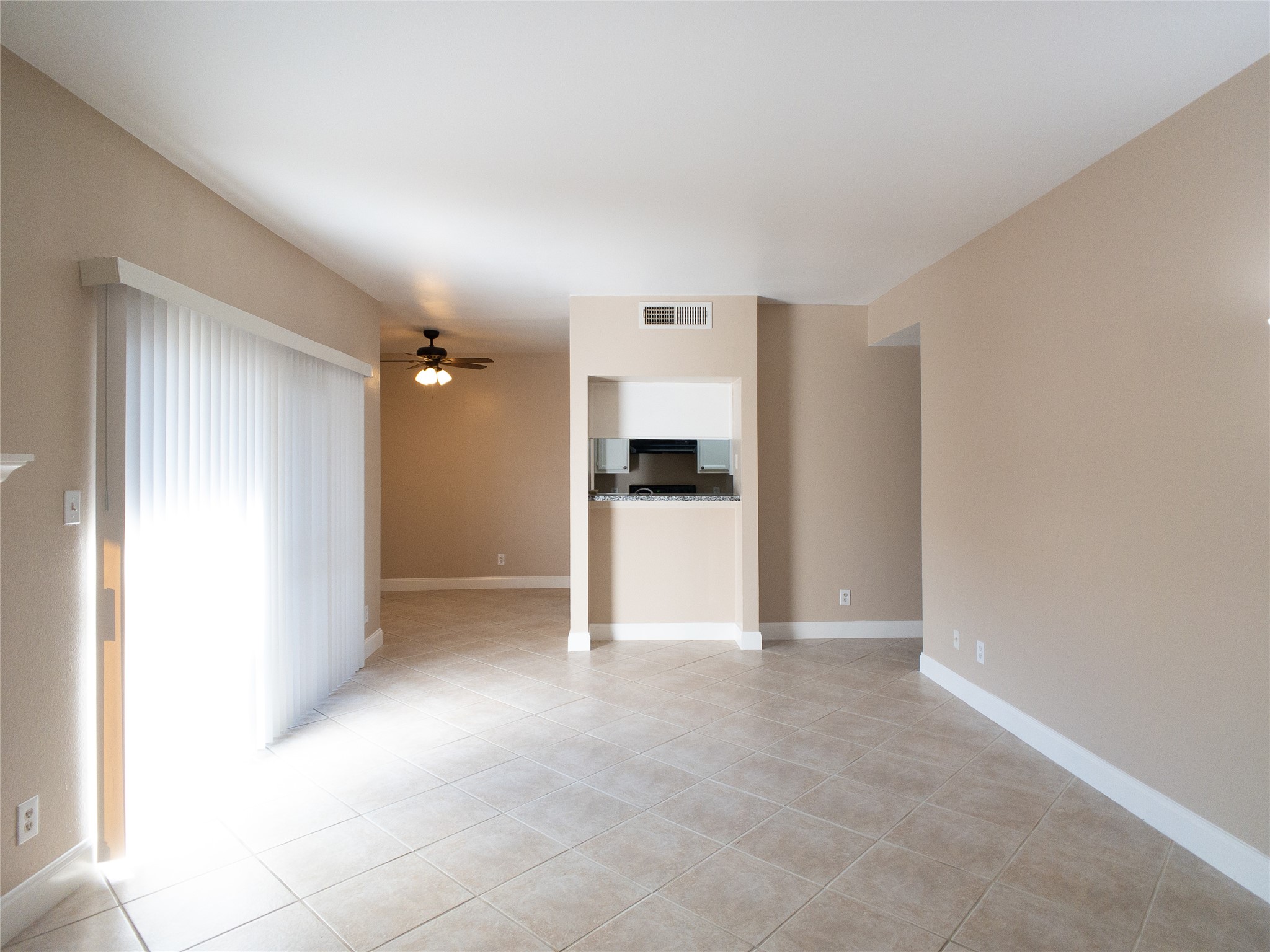 6500 Harbor Town Drive 2806 Property Photo 4