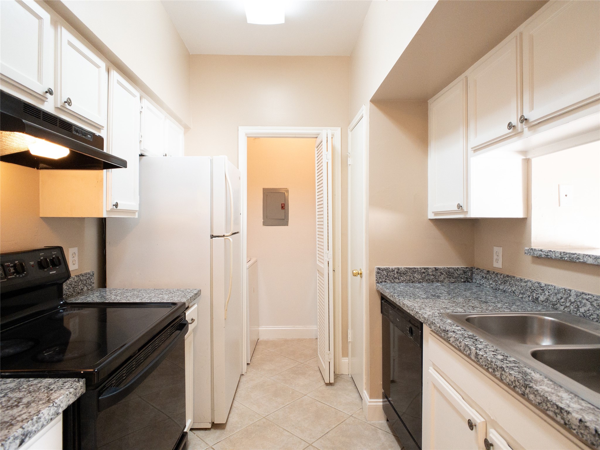 6500 Harbor Town Drive 2806 Property Photo 8
