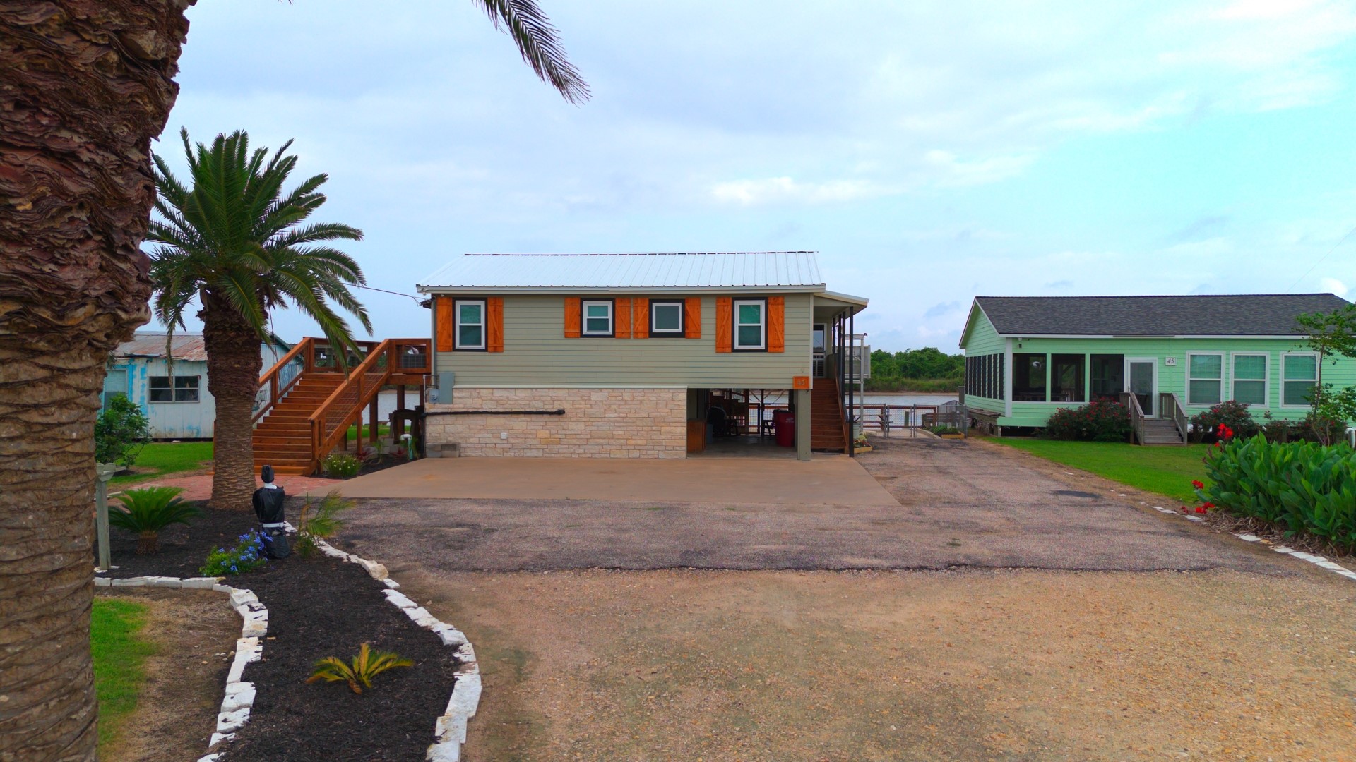 43 Pr 670 Property Photo
