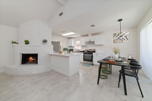 12018 Troulon Drive Property Photo 8