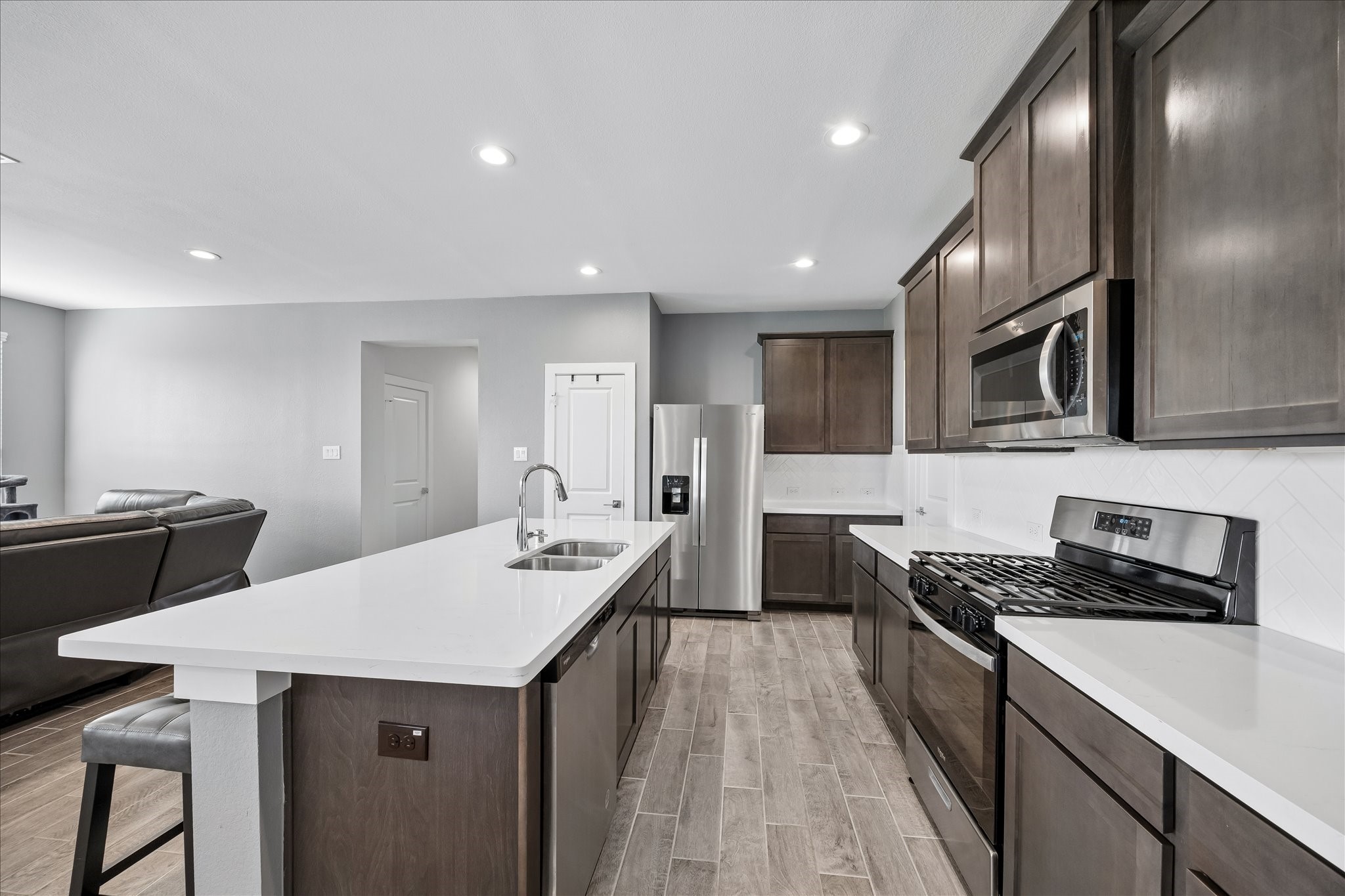 33002 Carolyns Perfection Loop Property Photo 8