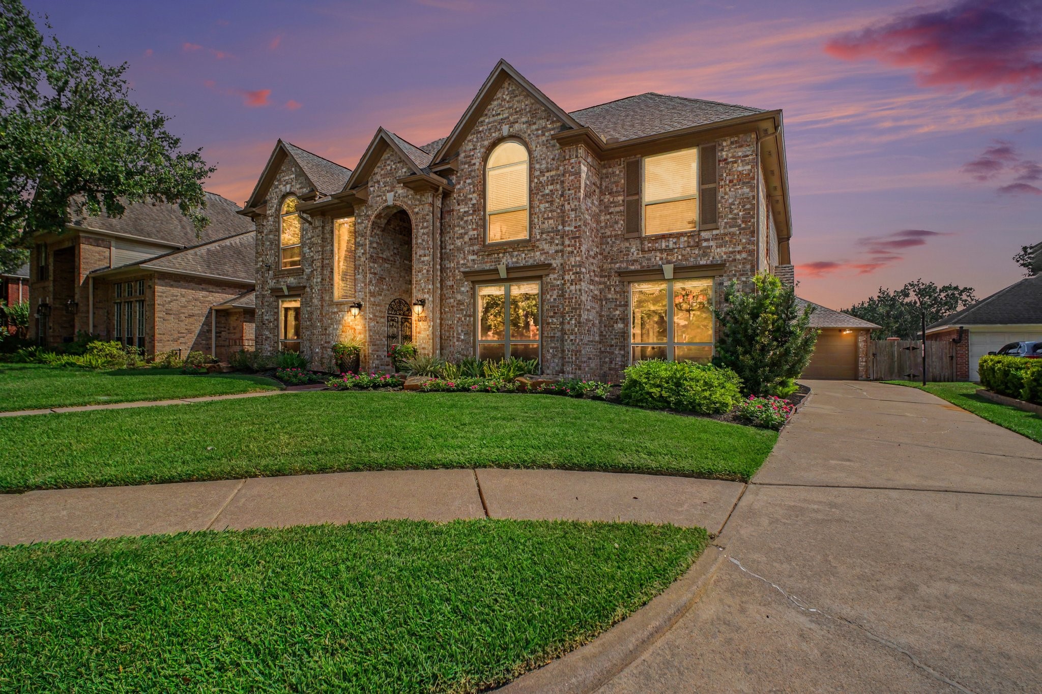 5406 Brook Bend Drive Property Photo 2