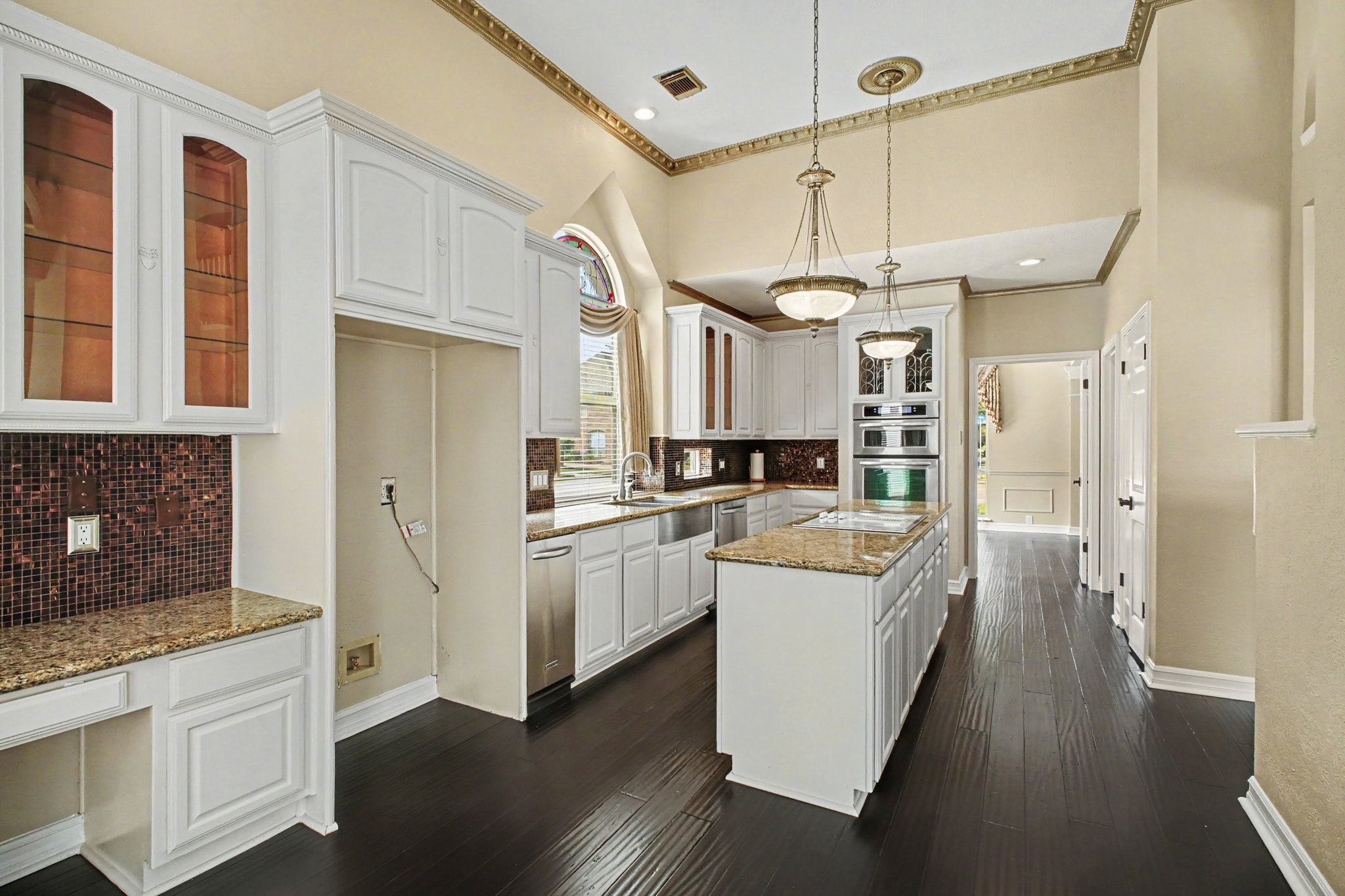 5406 Brook Bend Drive Property Photo 12