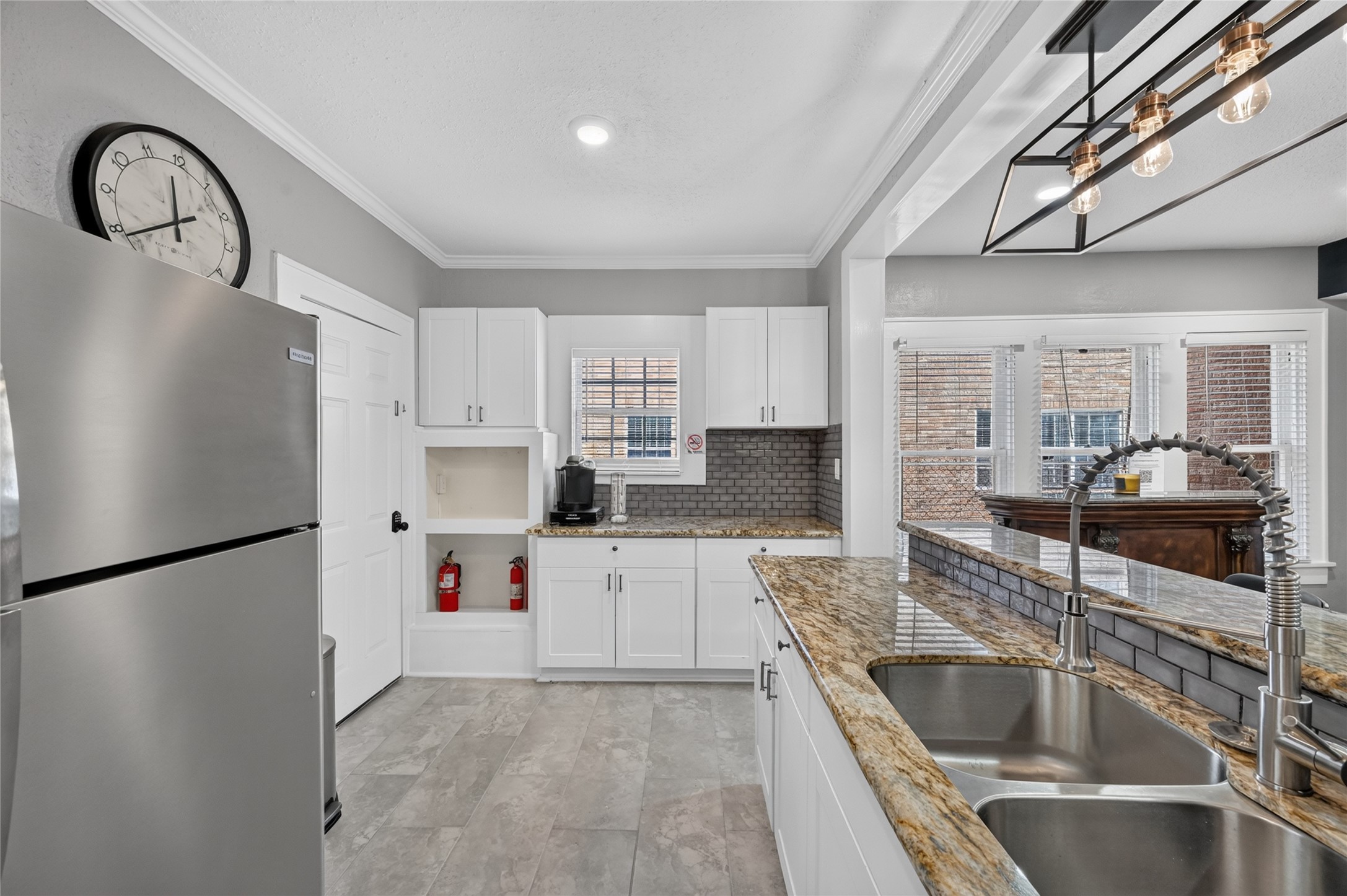 1824 Rosedale Street B Property Photo 11