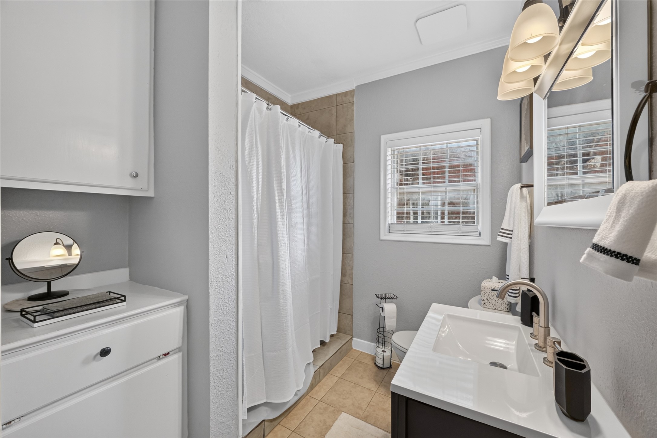 1824 Rosedale Street B Property Photo 19