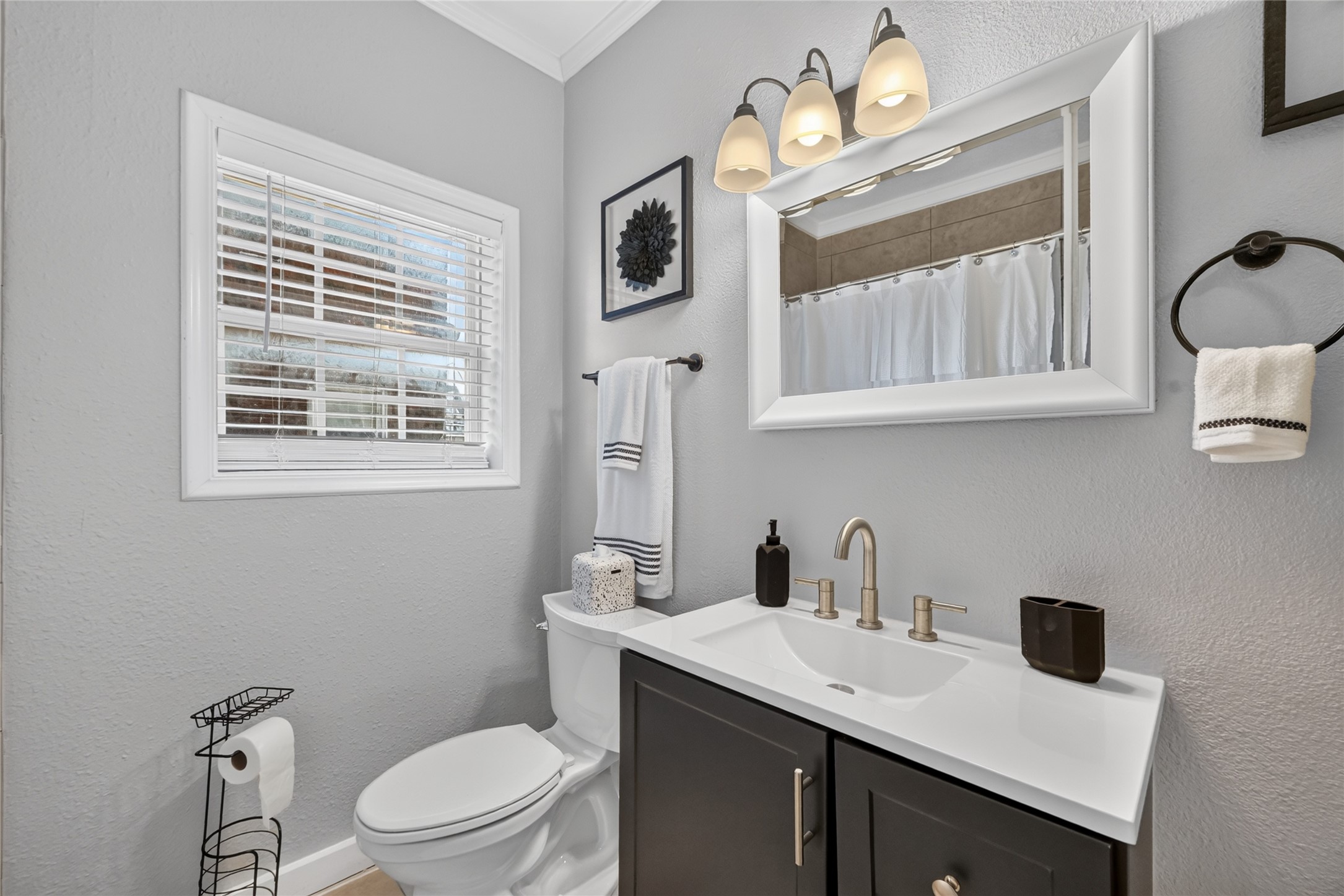 1824 Rosedale Street B Property Photo 20