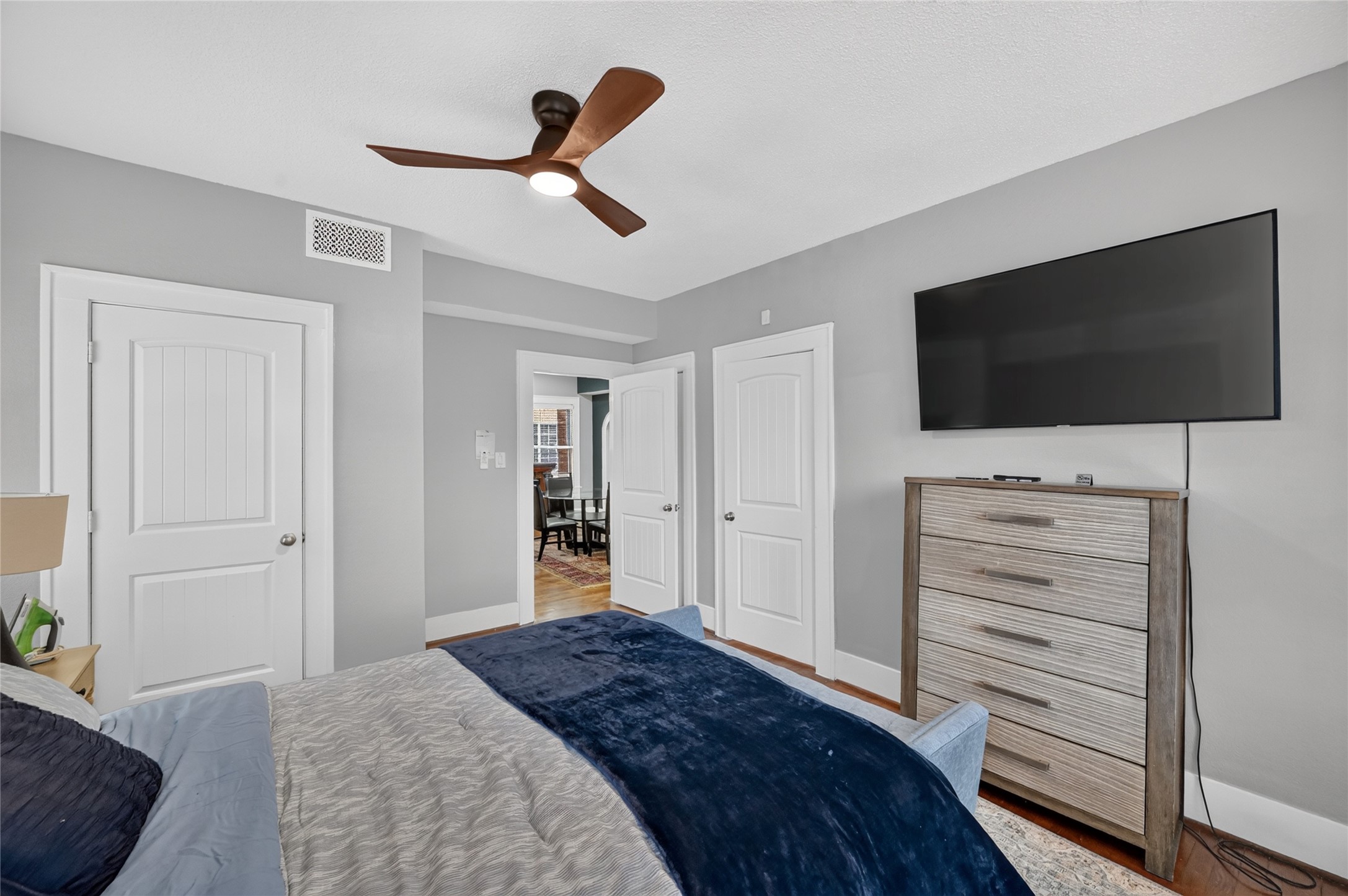 1824 Rosedale Street B Property Photo 22
