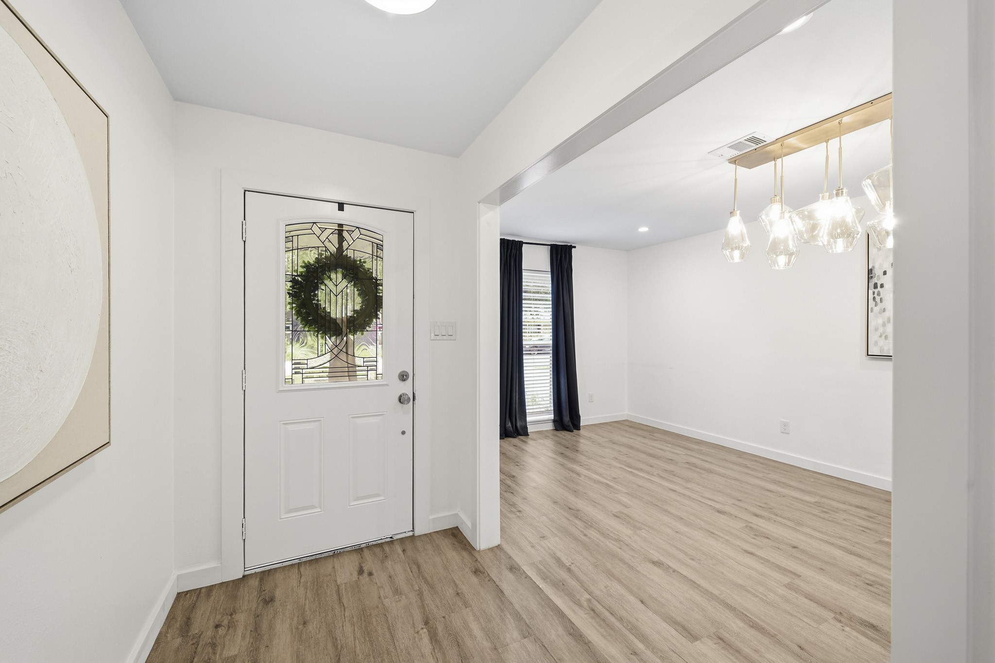 9634 Meadowglen Lane Property Photo 4
