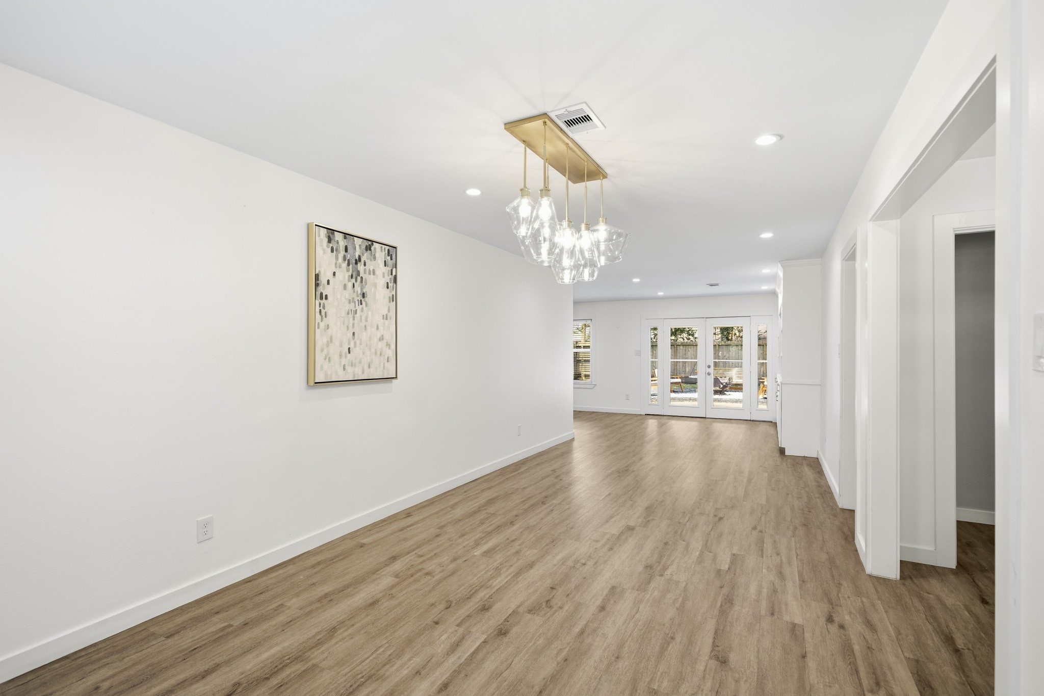 9634 Meadowglen Lane Property Photo 8