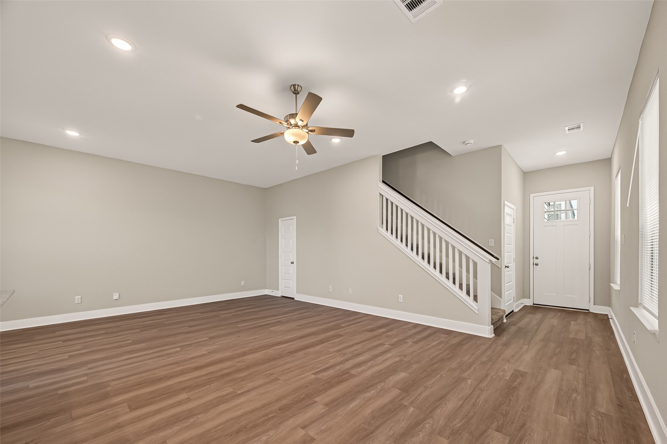 13412 Sun Cay Drive Property Photo 8