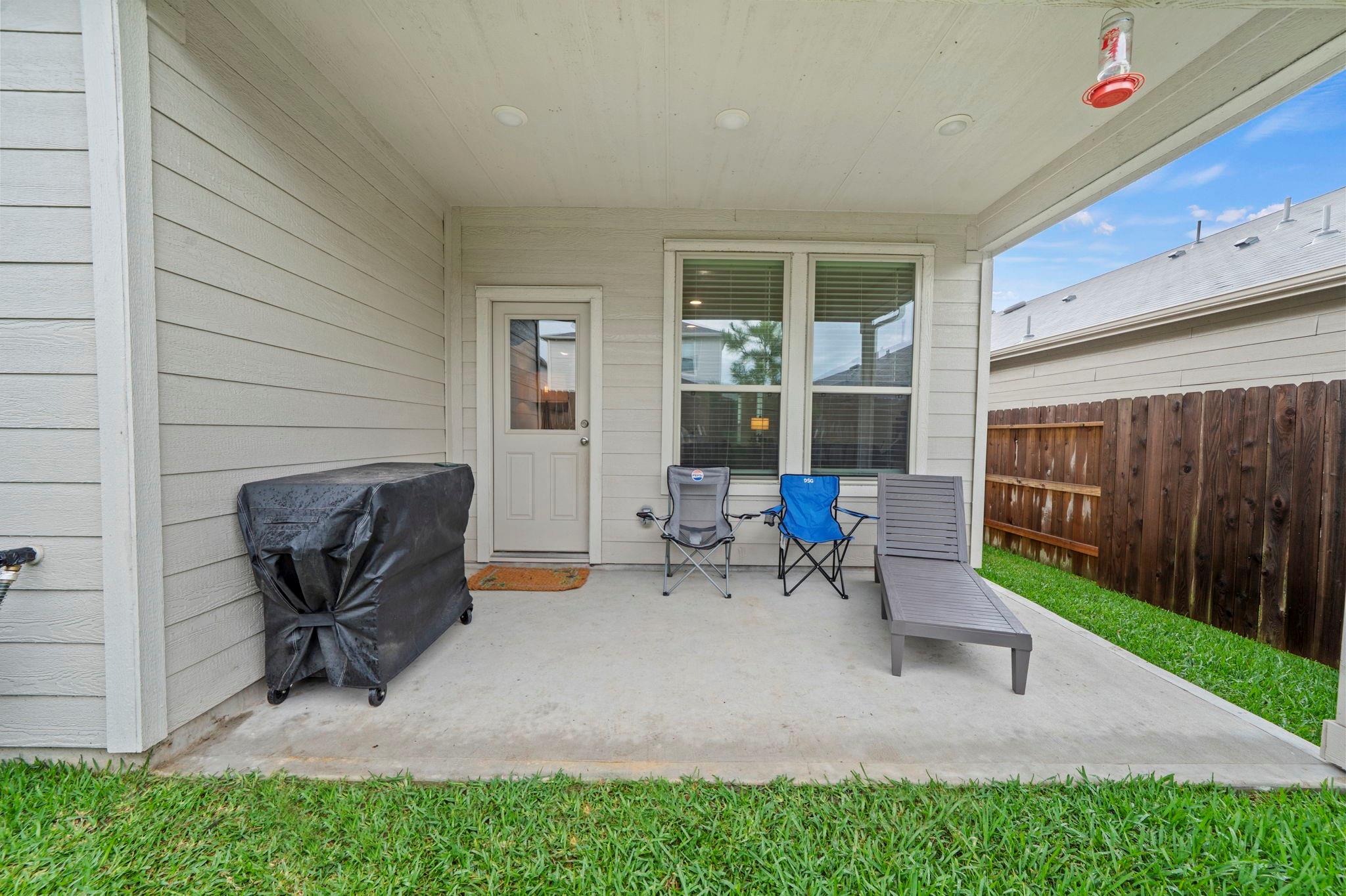 334 Maple Bark Trail, Conroe Tx 77378 Property Photo 19