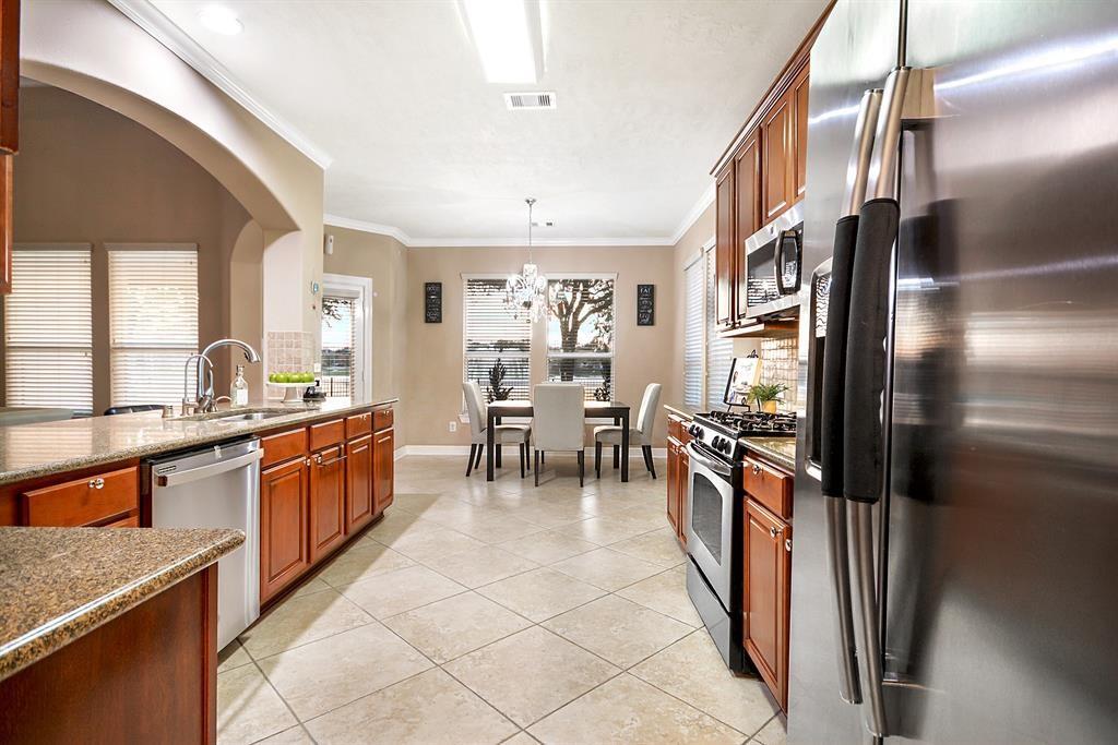 25311 Hamden Valley Drive Property Photo 14