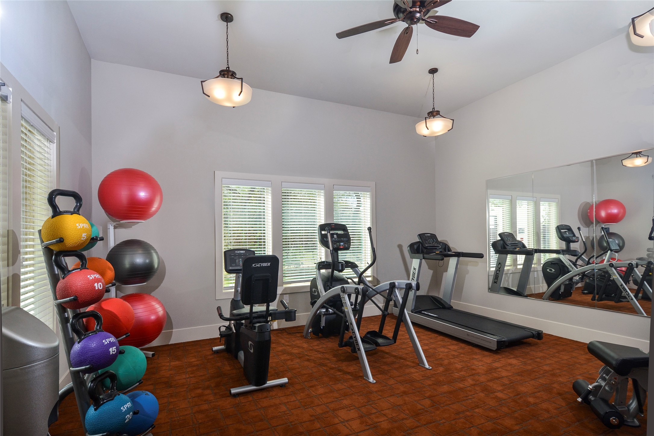 10148 Culebra Road Property Photo 9
