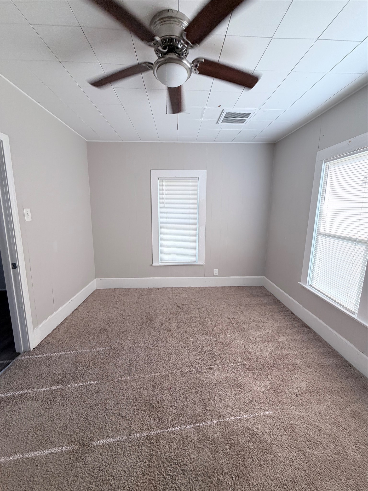 1401 Edison Street Property Photo 11